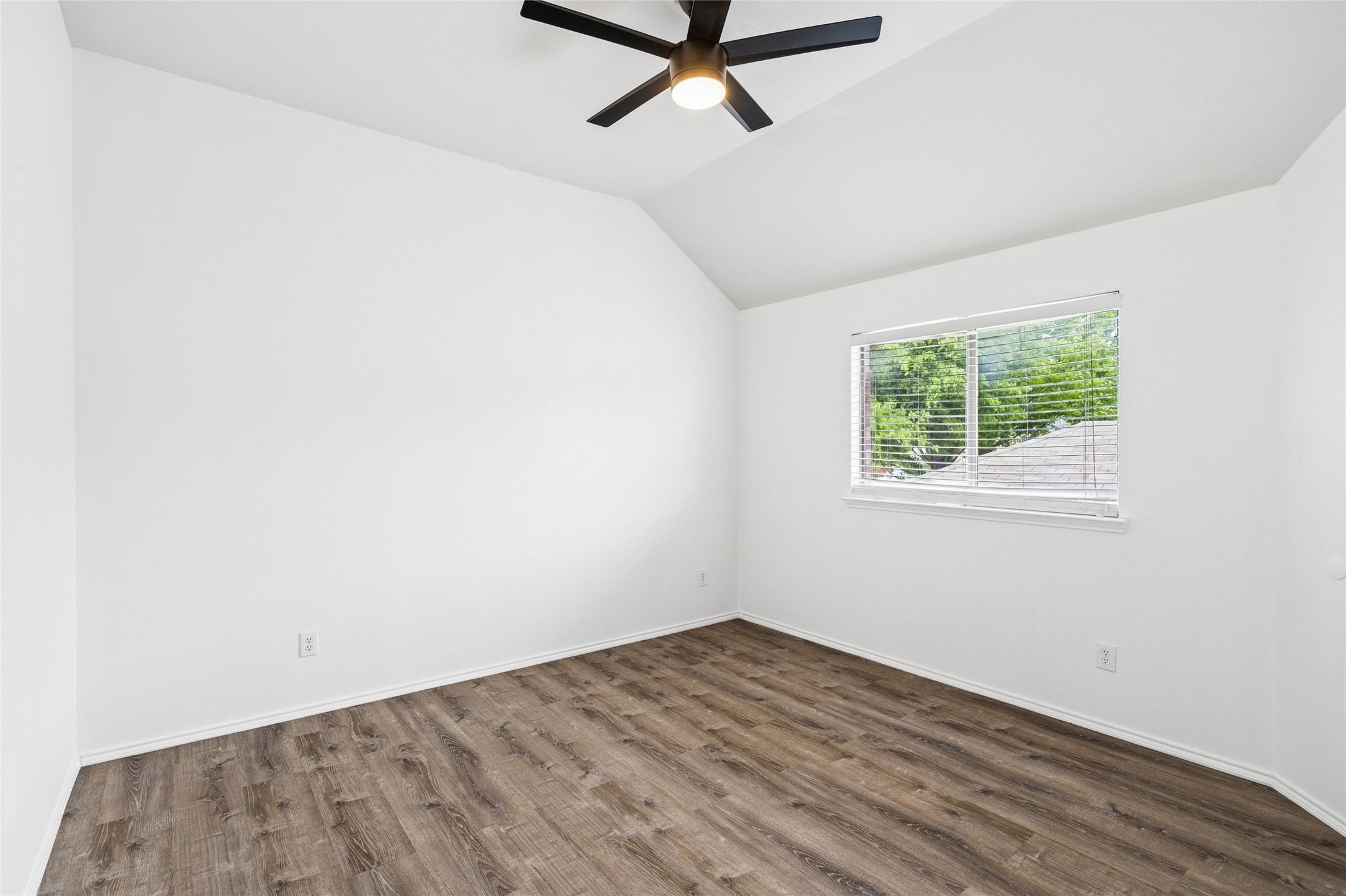 9009 Water Oak Drive Arlington TX 76002