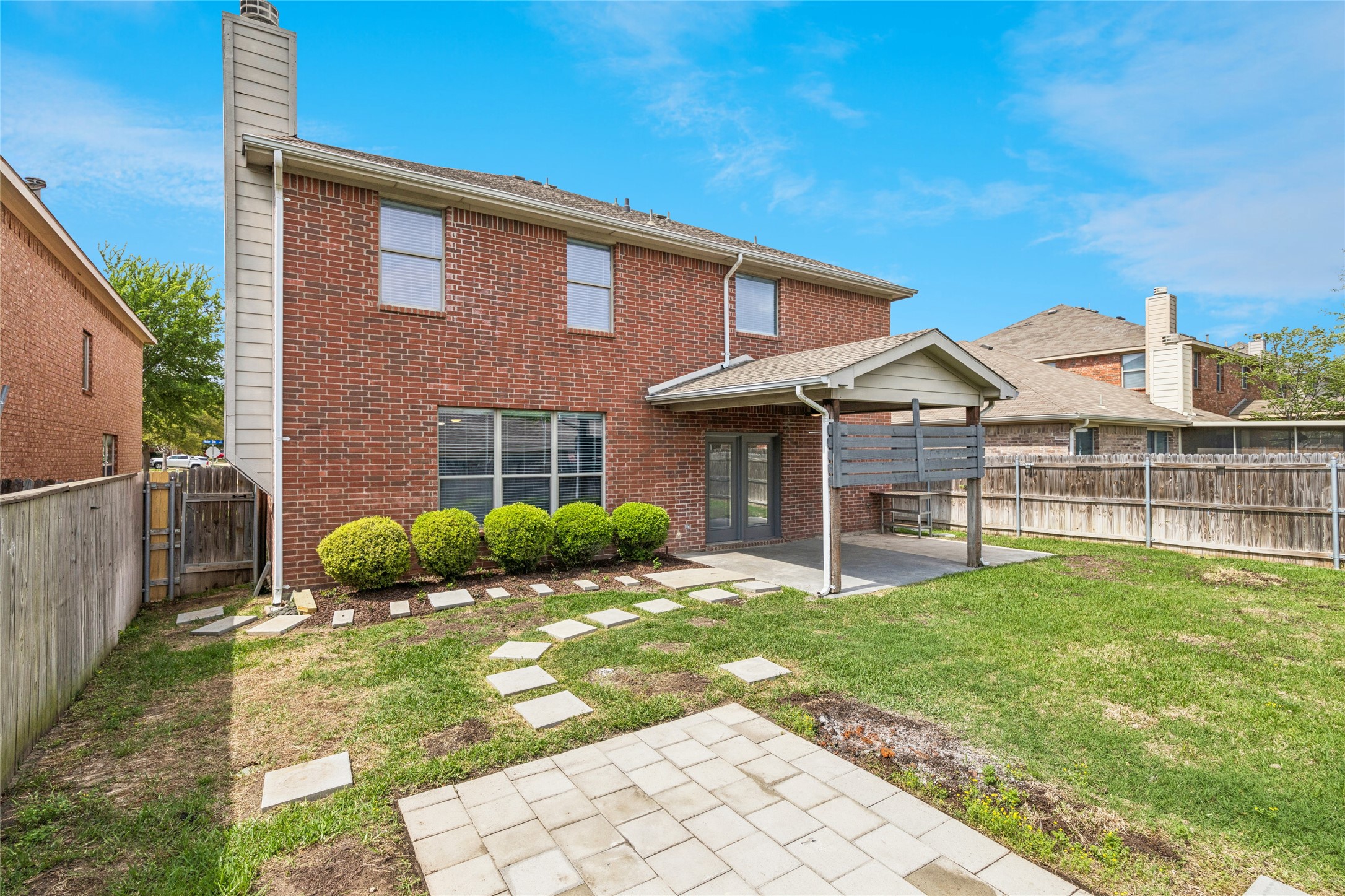 9009 Water Oak Drive Arlington TX 76002