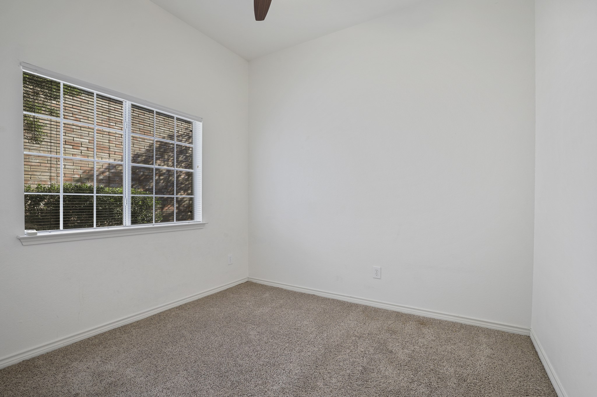 8704 Moss Hill Road Irving TX 75063