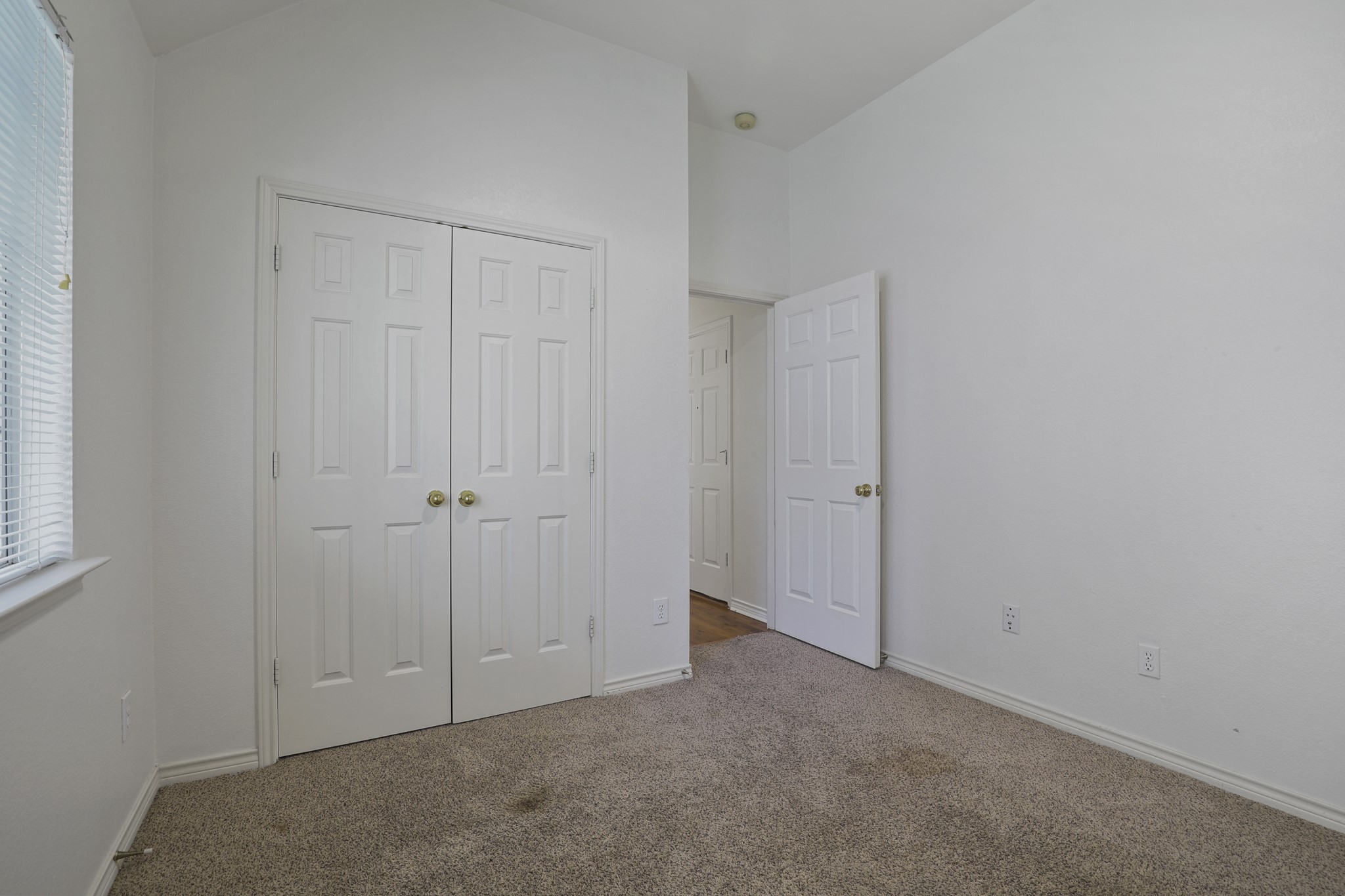 8704 Moss Hill Road Irving TX 75063