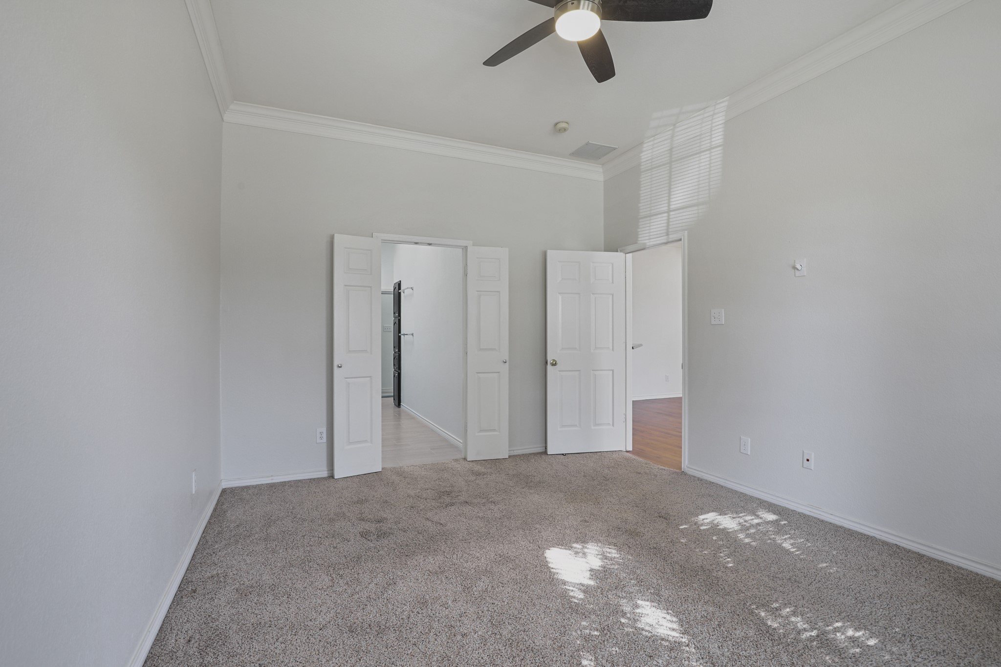 8704 Moss Hill Road Irving TX 75063