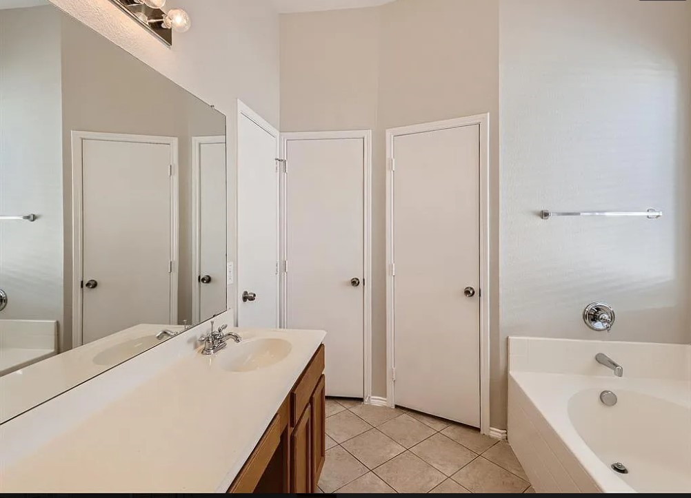 850 Warbler Aubrey TX 76227