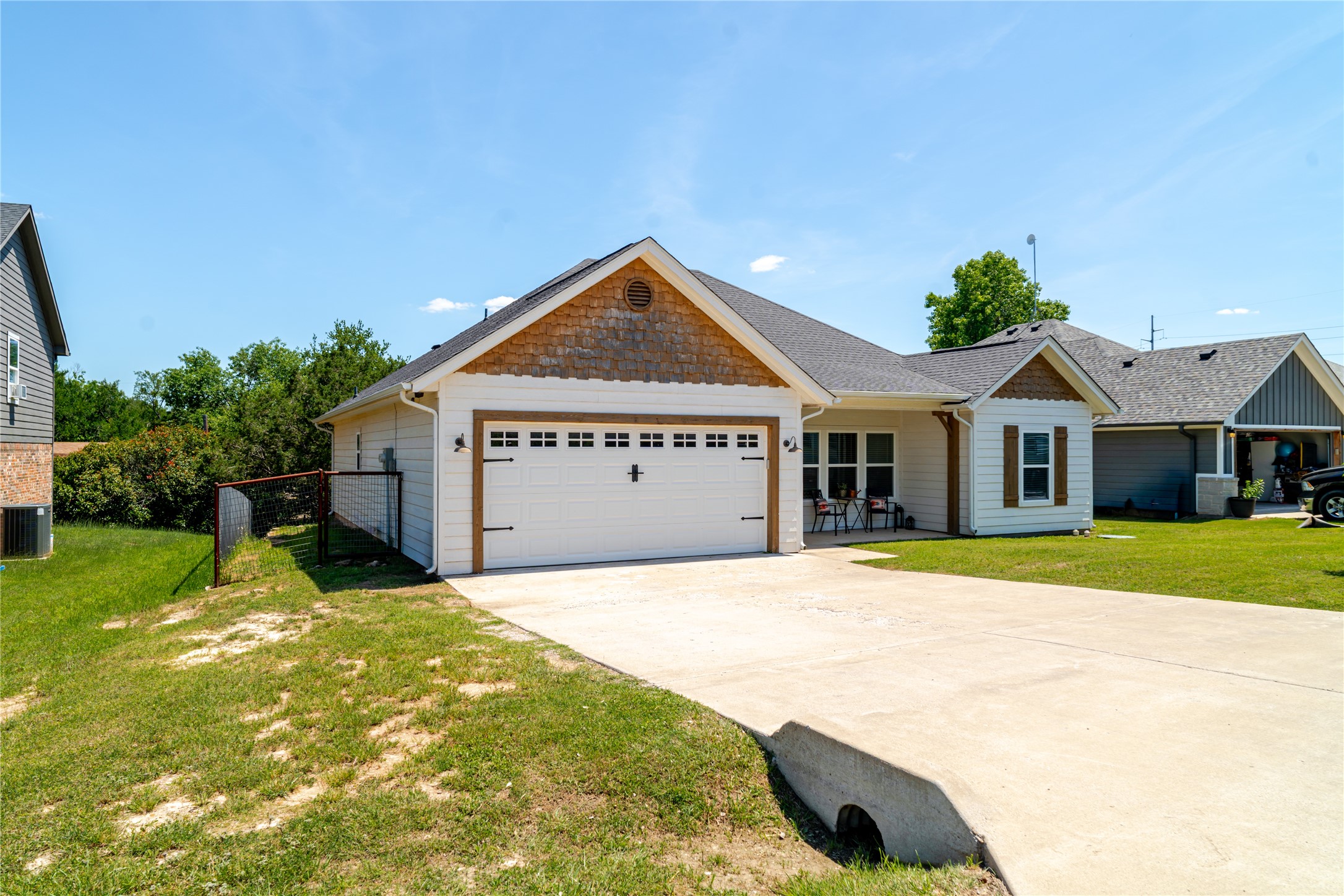 2703 San Gabriel Drive Granbury TX 76048