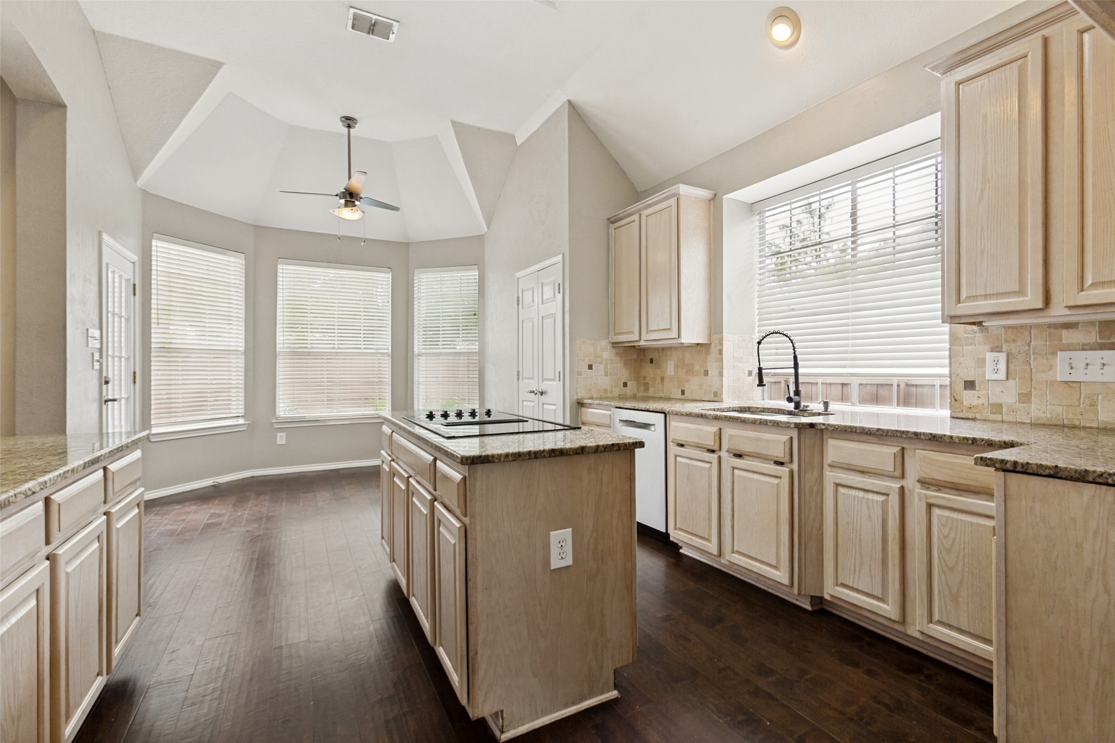1004 Glendale Court Allen TX 75013