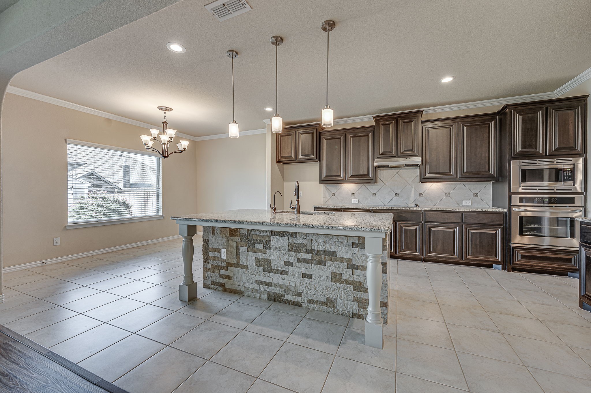 438 Brookdale Drive Midlothian TX 76065