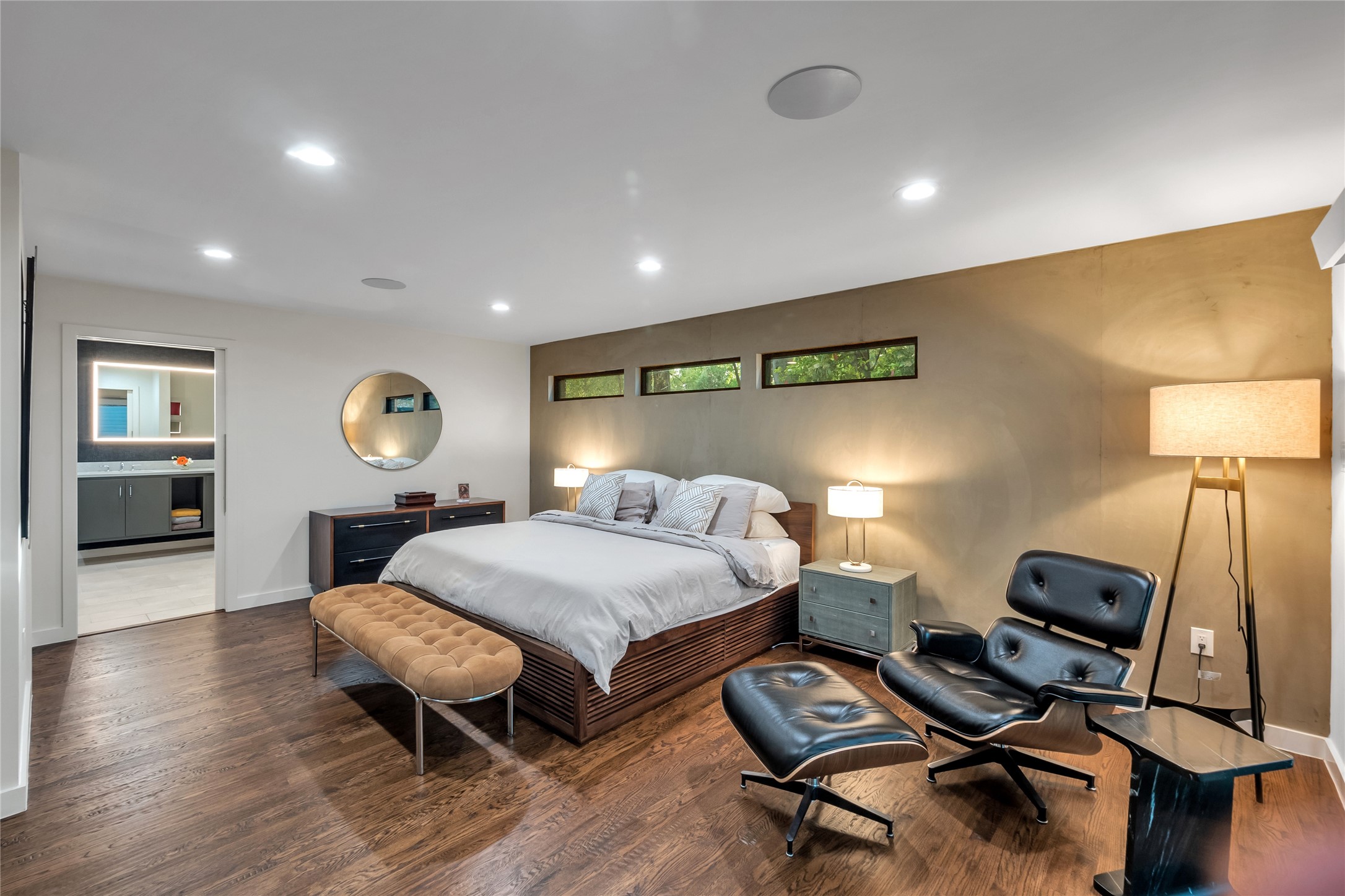10043 Woodgrove Drive Dallas TX 75218