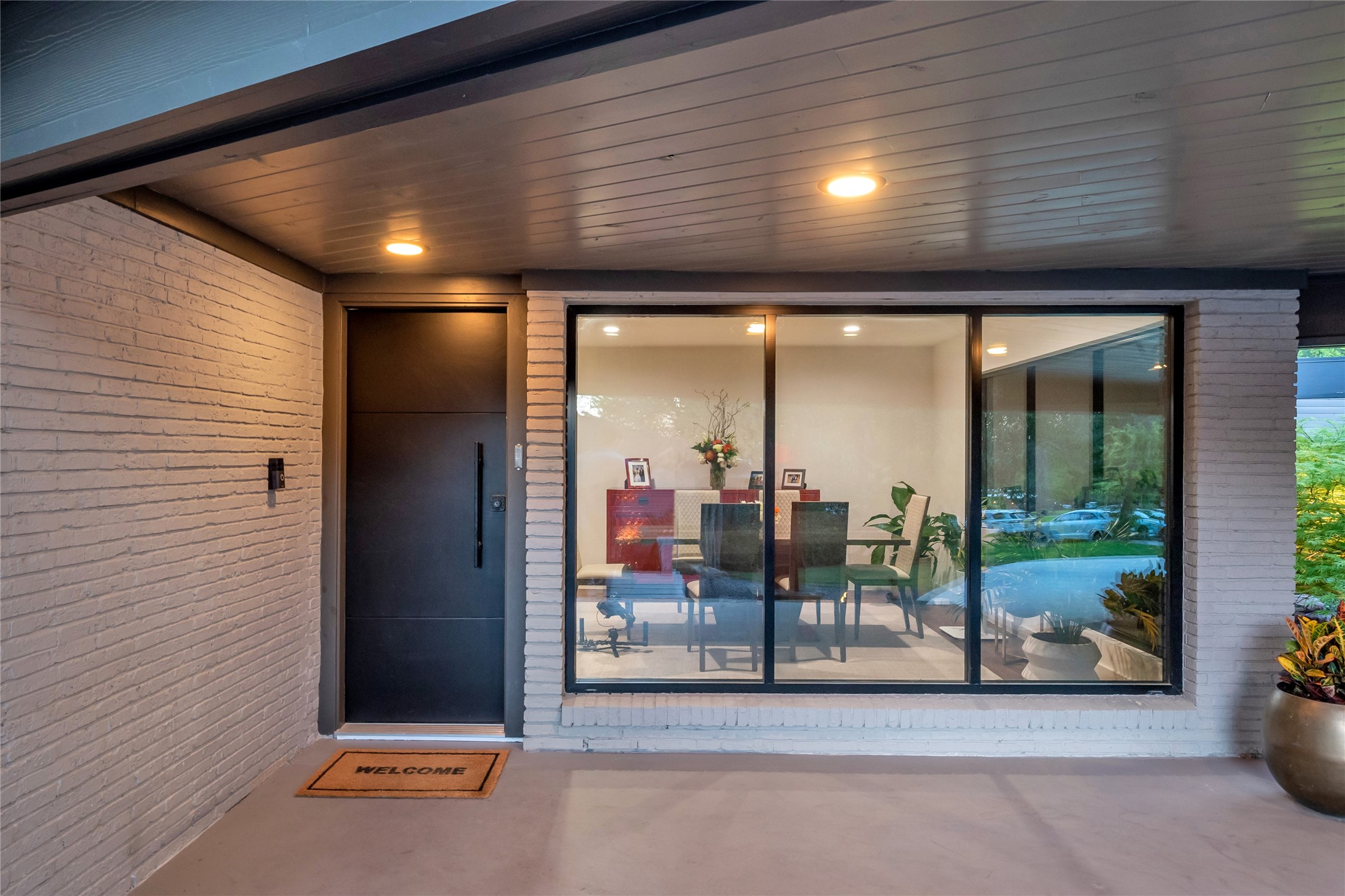 10043 Woodgrove Drive Dallas TX 75218