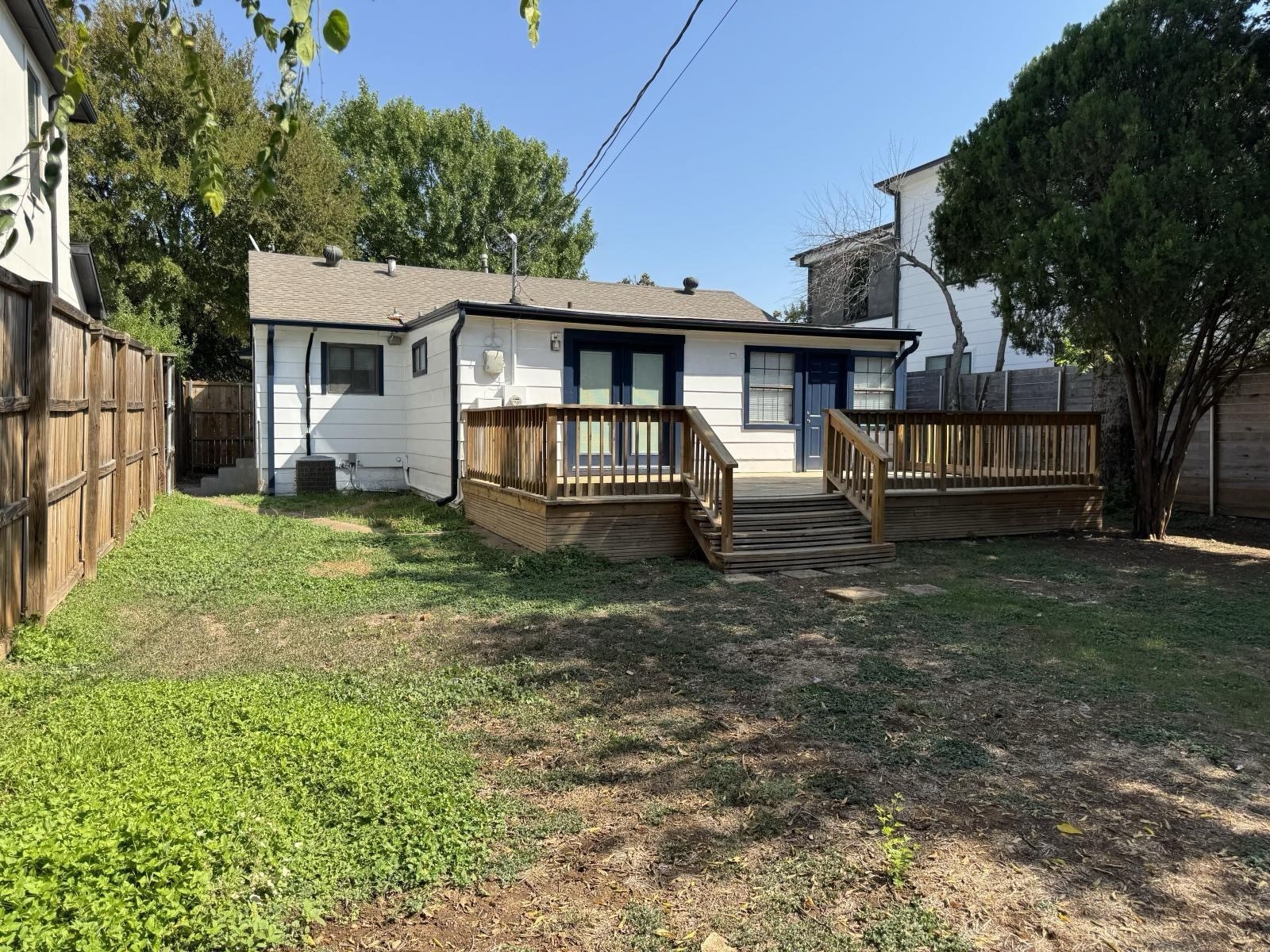 8427 Ridgelea Street Dallas TX 75209