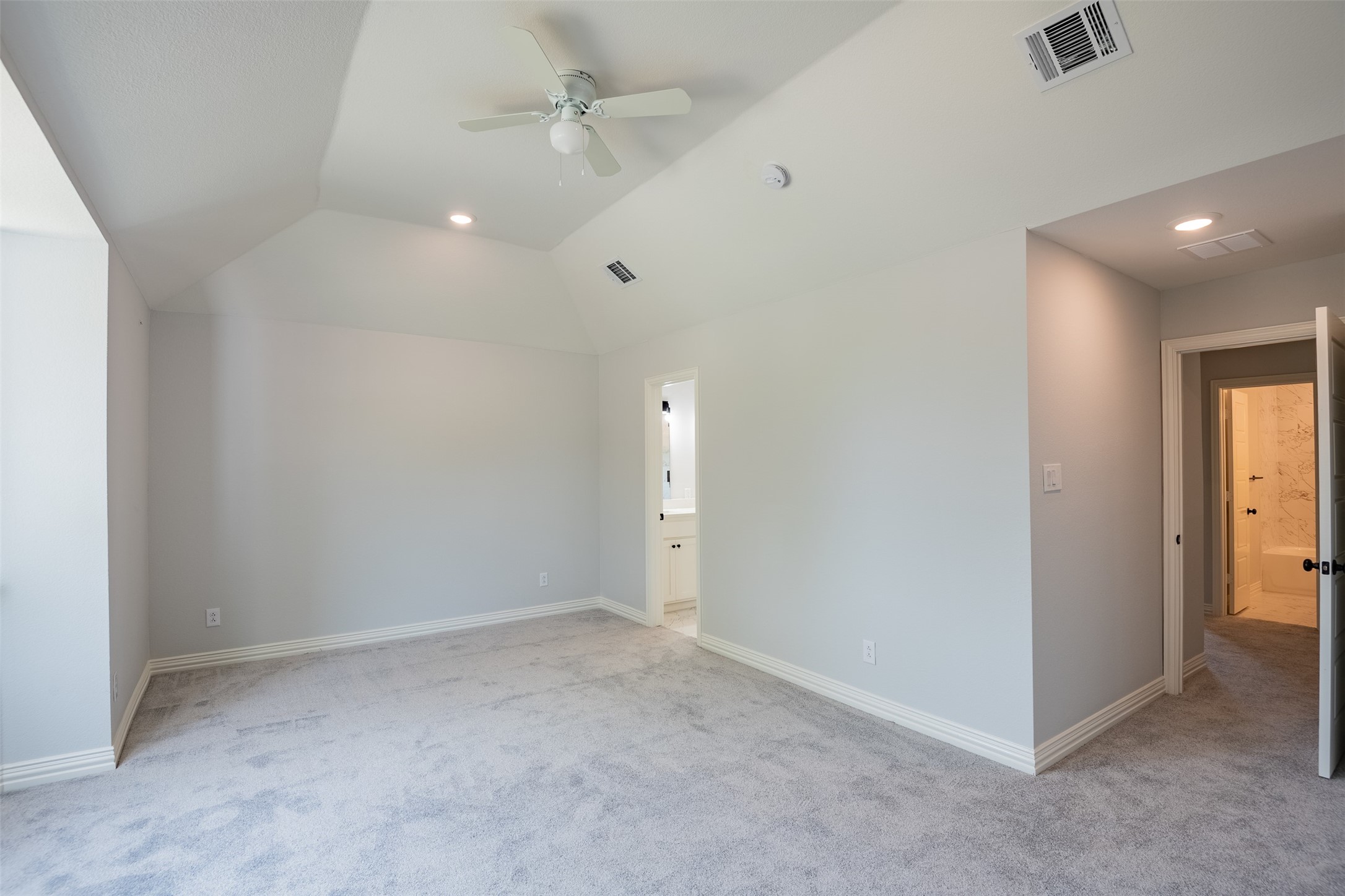 2318 Bennington Drive Arlington TX 76018