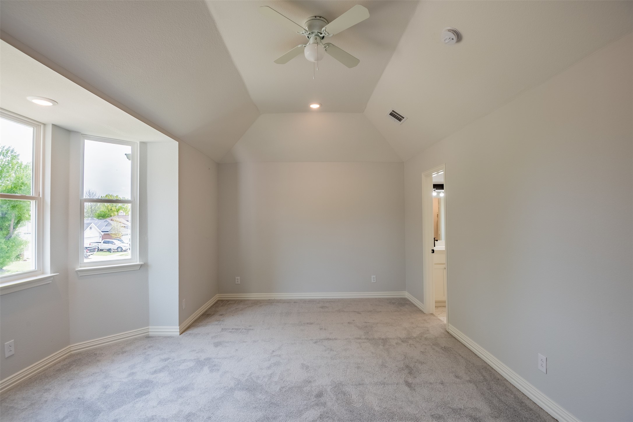 2318 Bennington Drive Arlington TX 76018