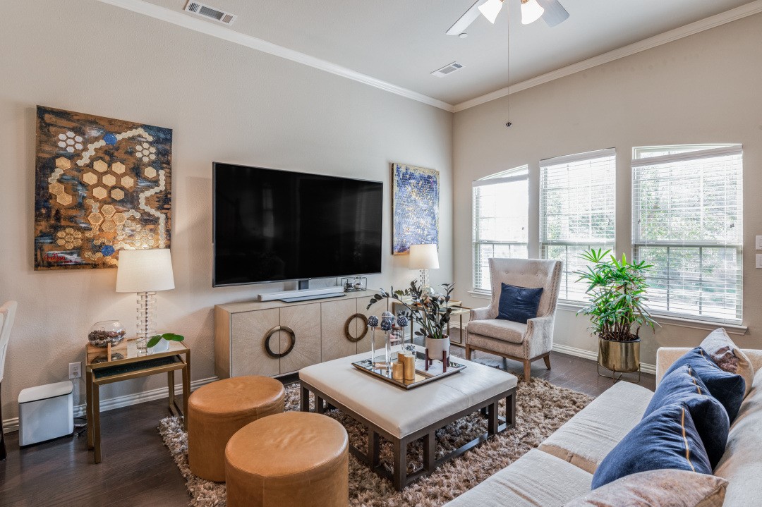 2563 Sarah Lane Lewisville TX 75056