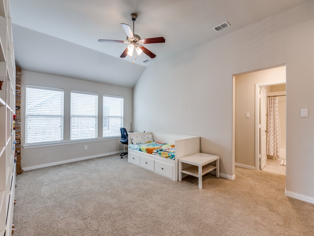 833 Underwood Lane Celina TX 75009