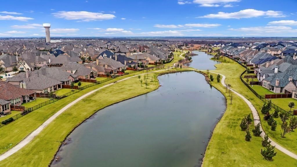 833 Underwood Lane Celina TX 75009