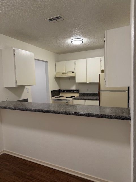 222 N Center Street Grand Prairie TX 75050