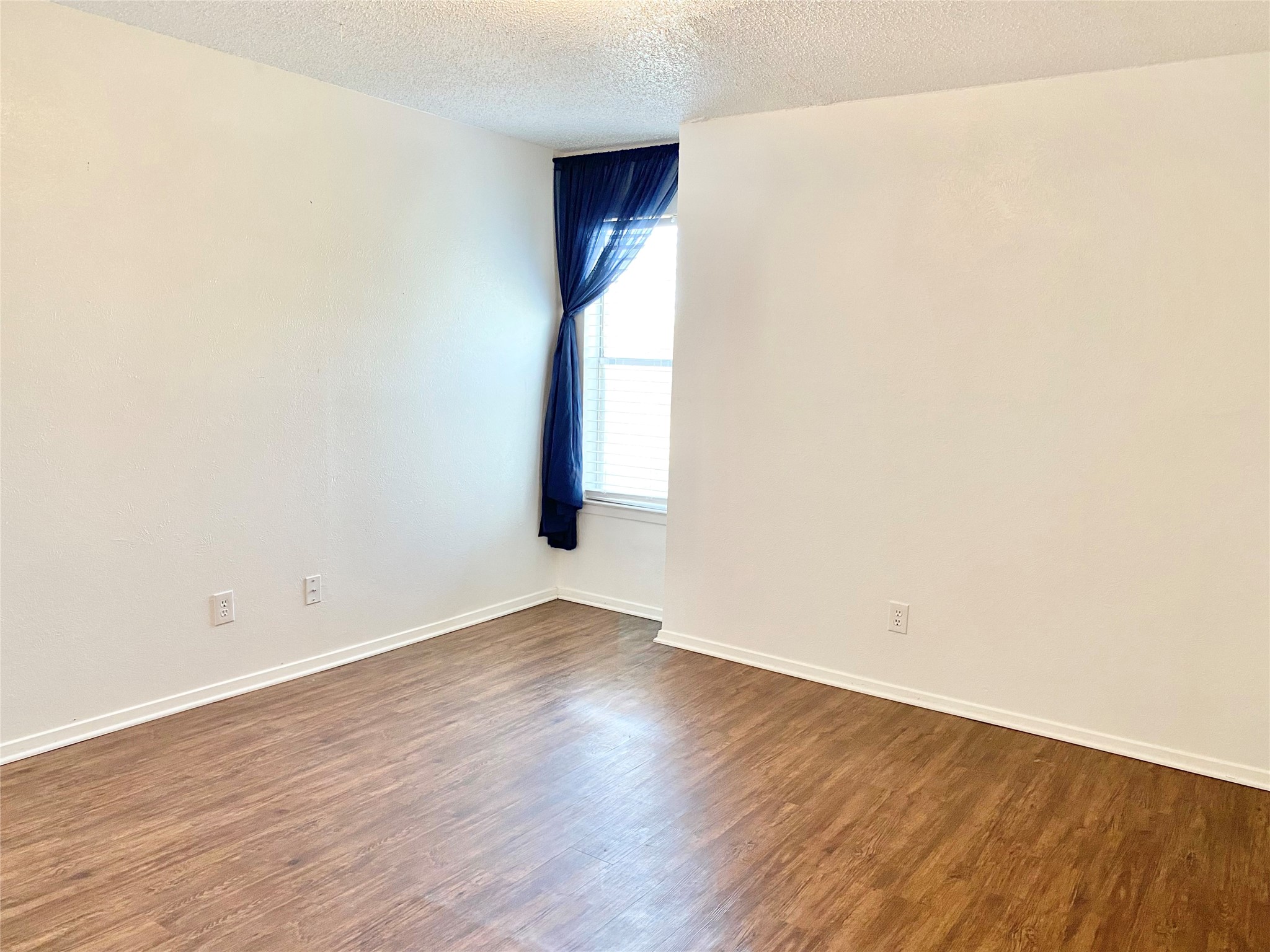 222 N Center Street Grand Prairie TX 75050