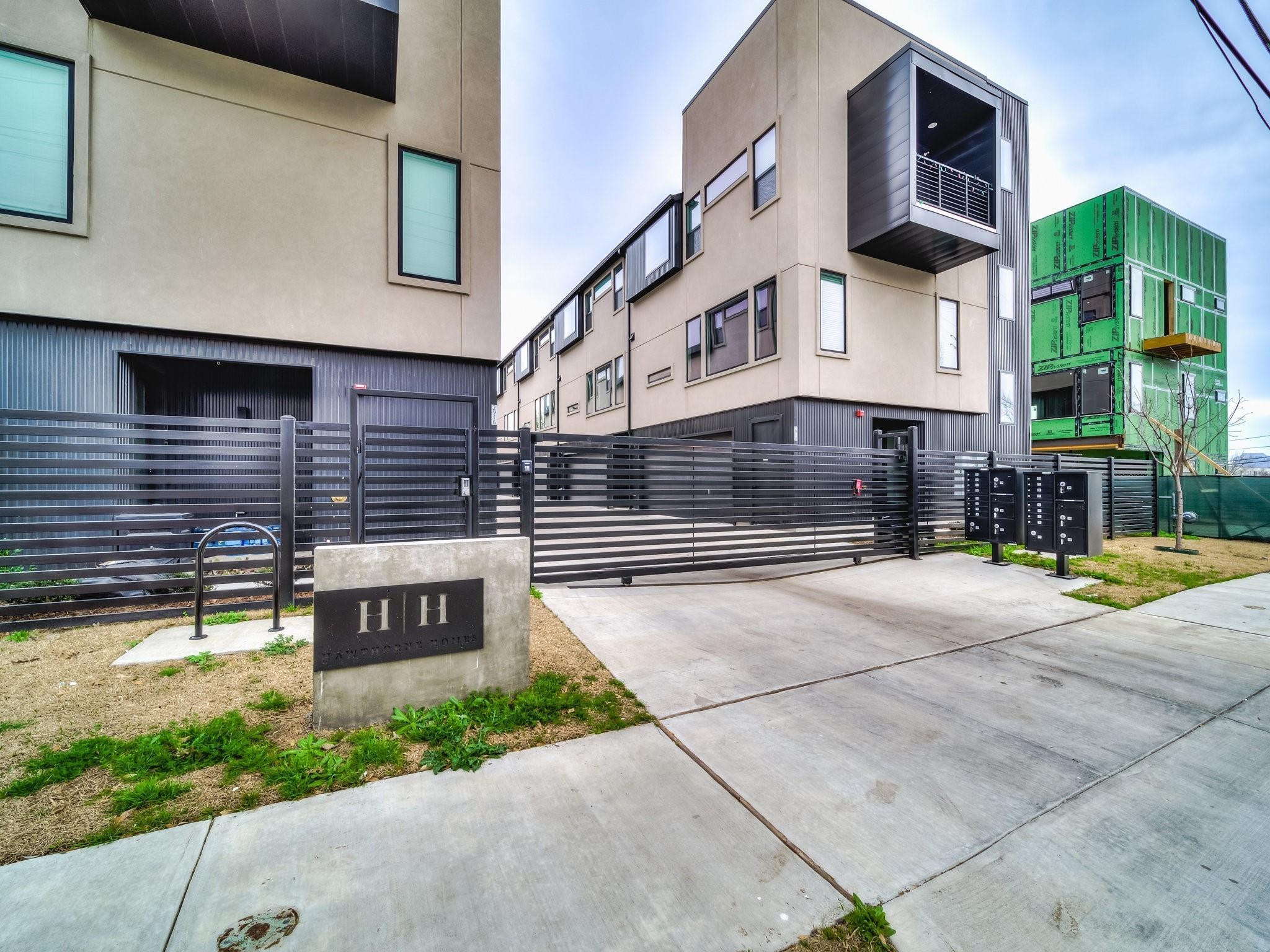 2916 Hawthorne Avenue Dallas TX 75219