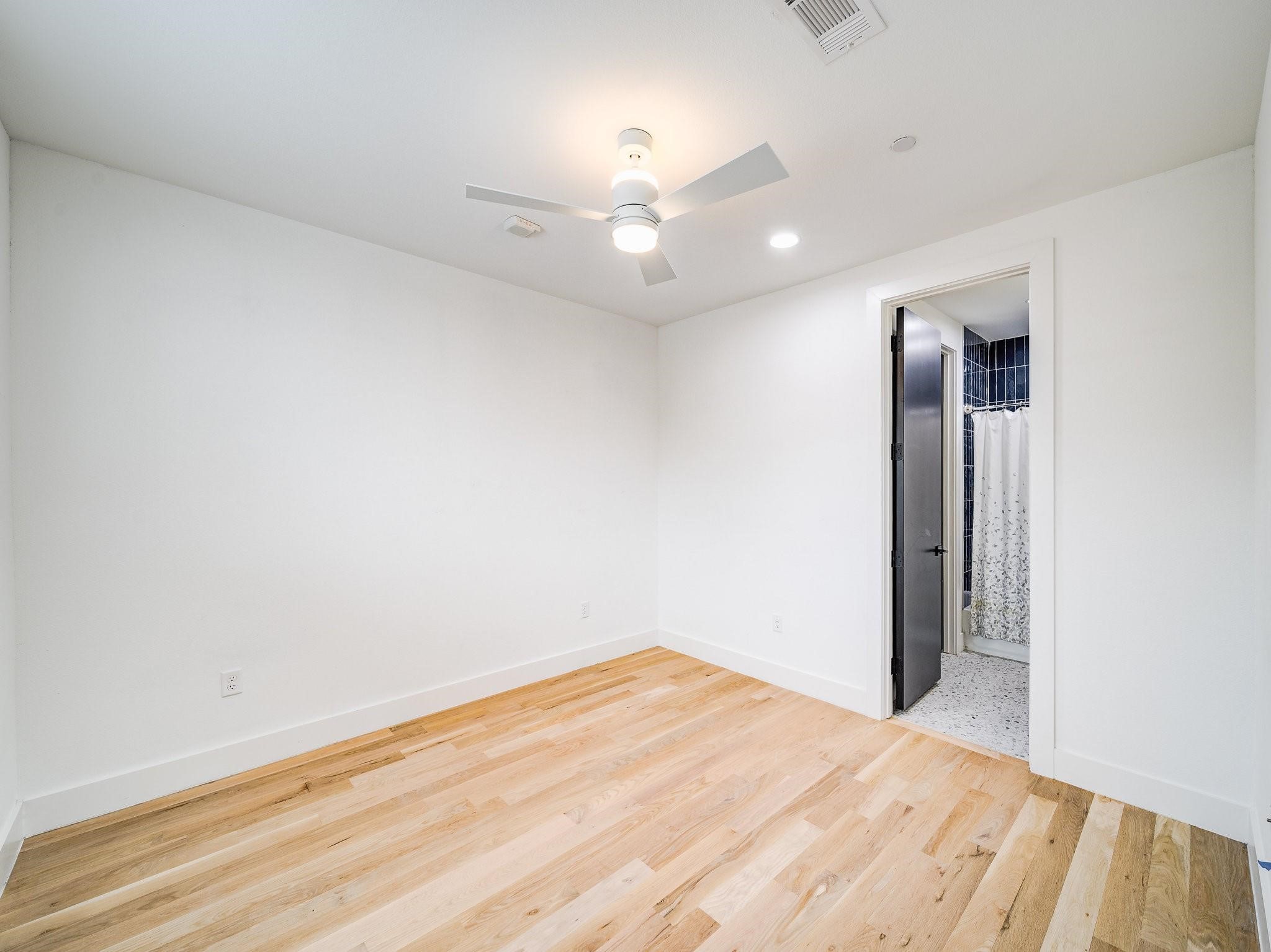2916 Hawthorne Avenue Dallas TX 75219