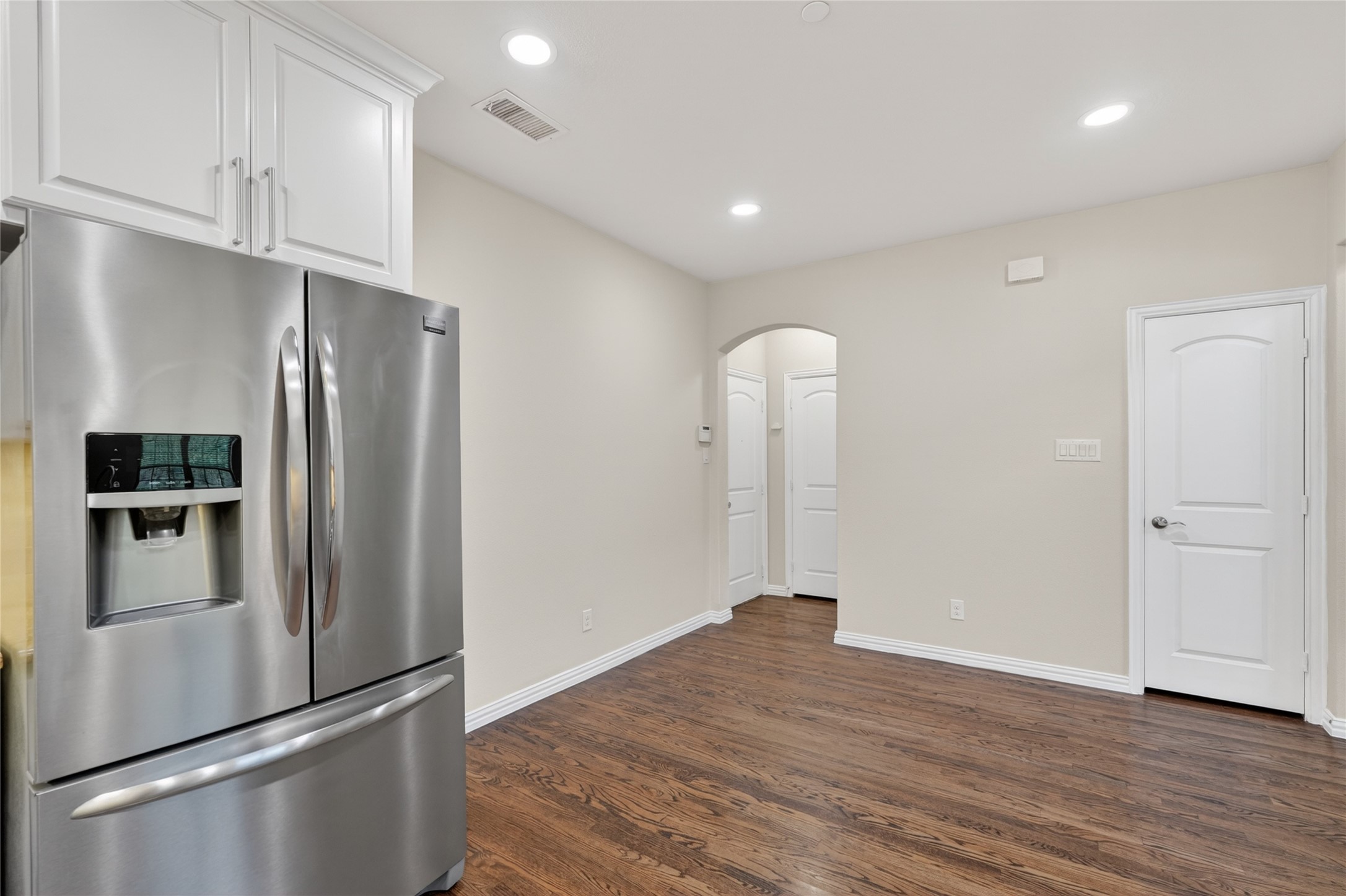 4221 Blackjack Oak Drive Mckinney TX 75070