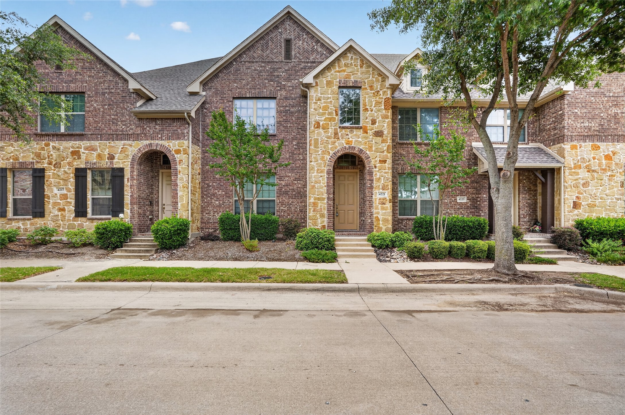 4221 Blackjack Oak Drive Mckinney TX 75070