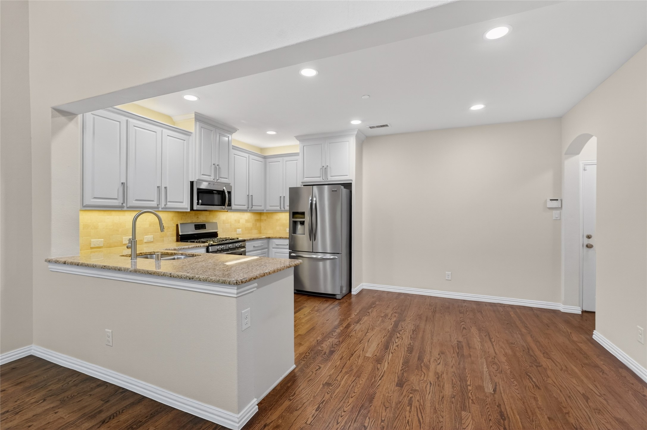 4221 Blackjack Oak Drive Mckinney TX 75070