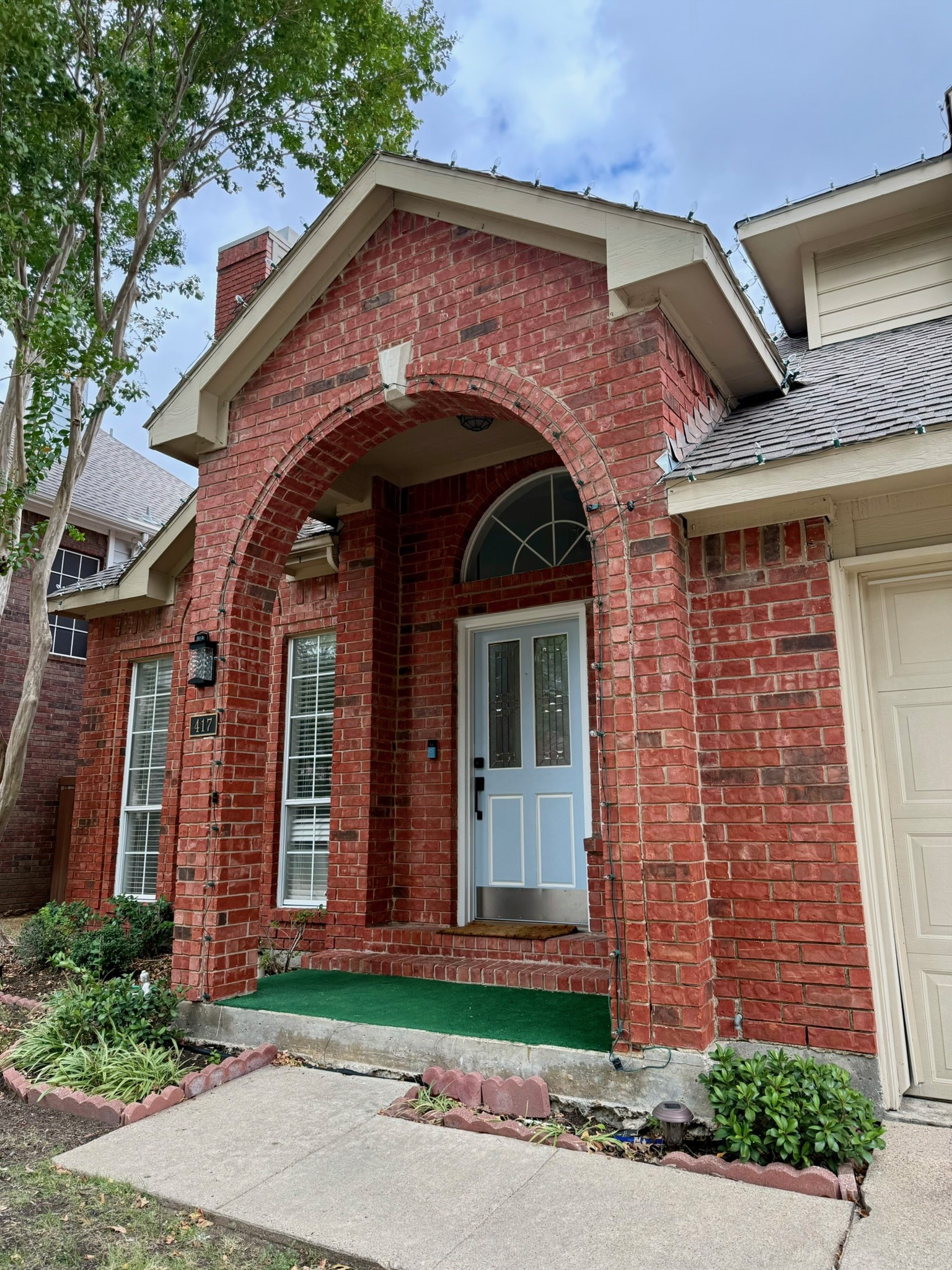 417 Moonlight Way Irving TX 75063