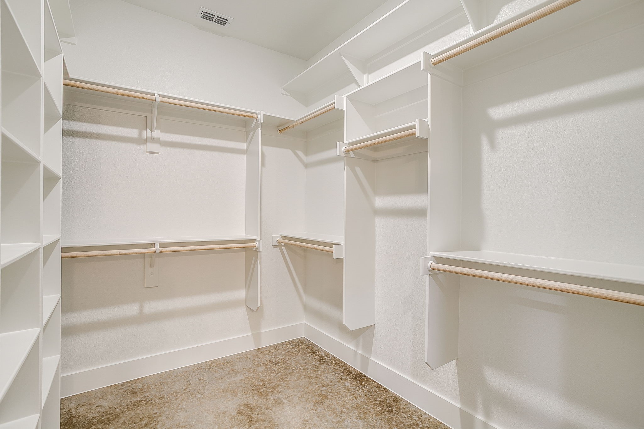 302 Red Bird Ridge Granbury TX 76049