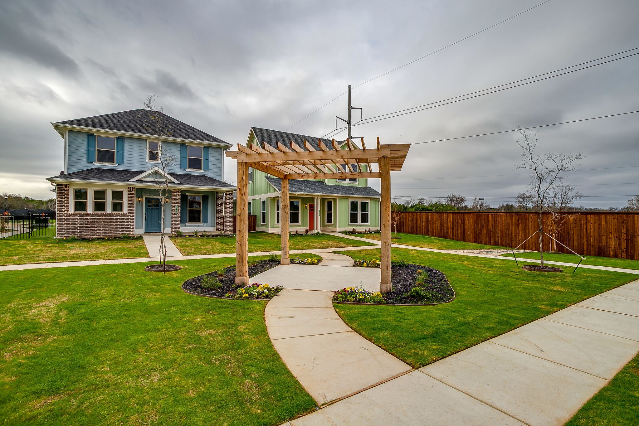 302 Red Bird Ridge Granbury TX 76049
