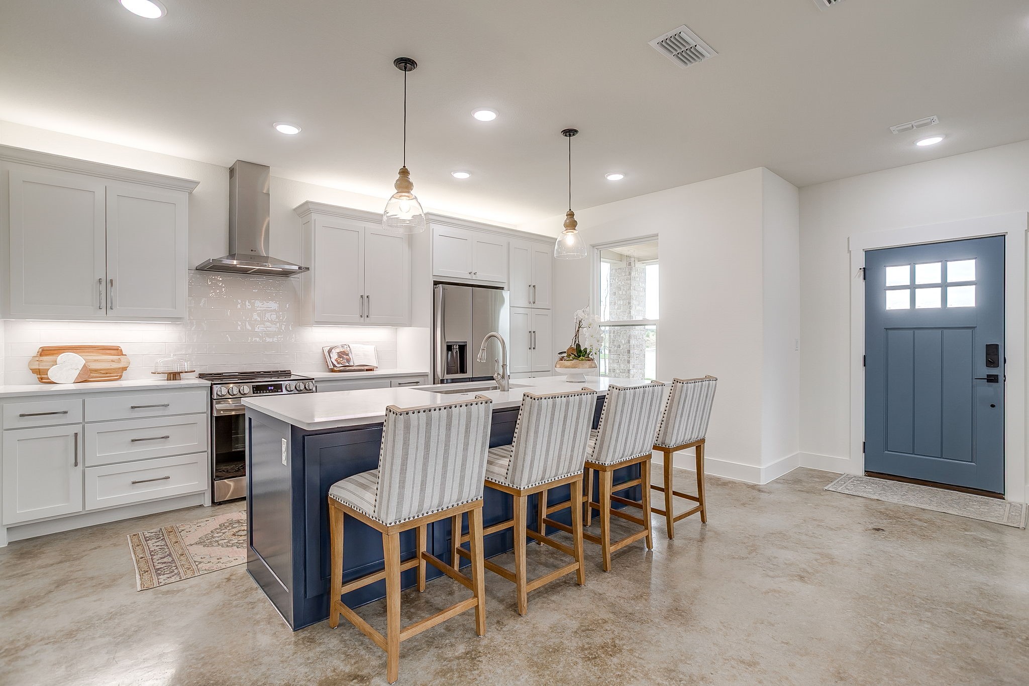 302 Red Bird Ridge Granbury TX 76049