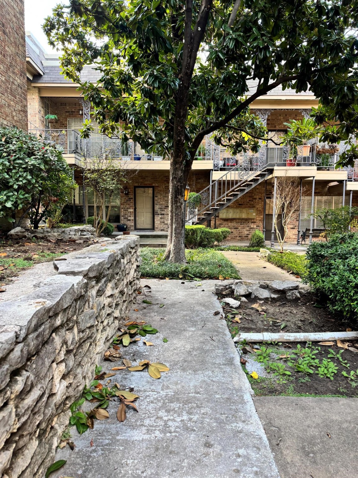 4347 Bellaire Drive S Fort Worth TX 76109