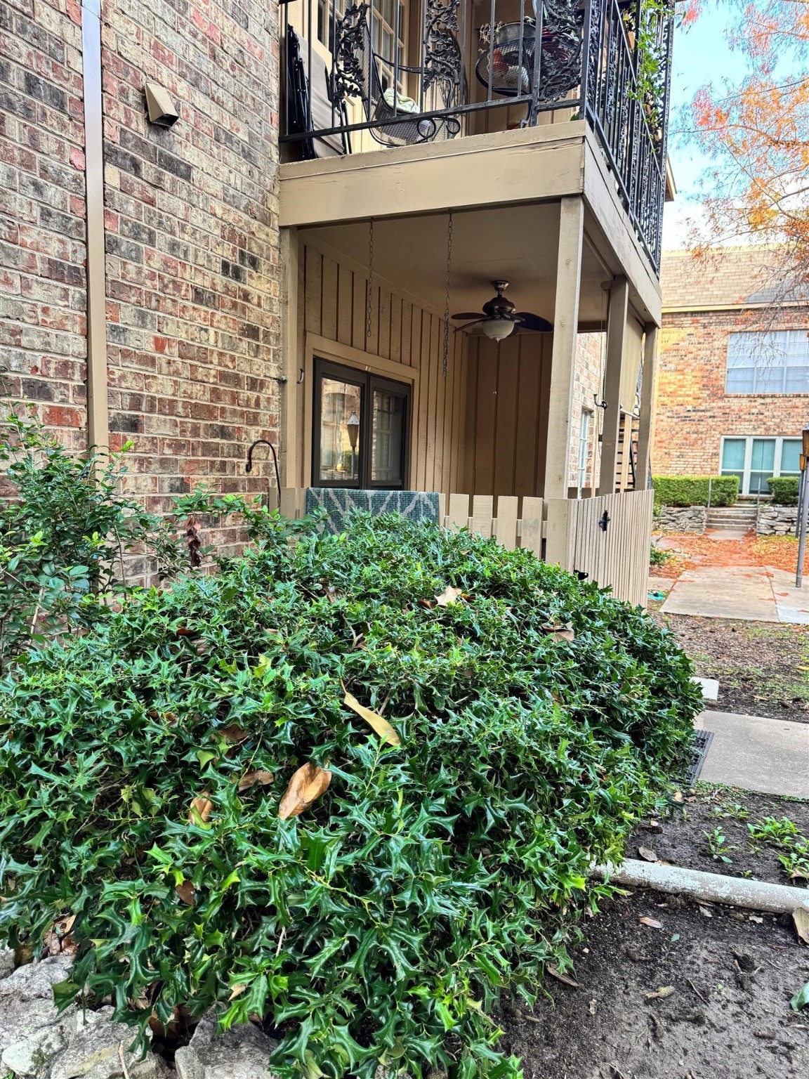 4347 Bellaire Drive S Fort Worth TX 76109