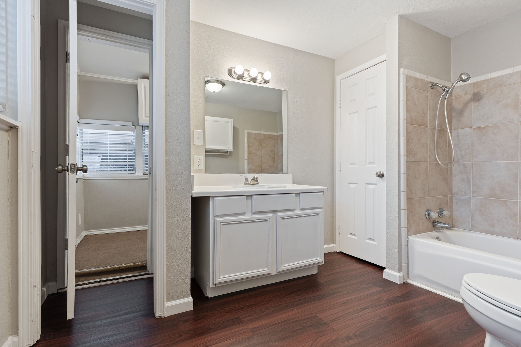 5729 Blackmore Avenue Fort Worth TX 76107