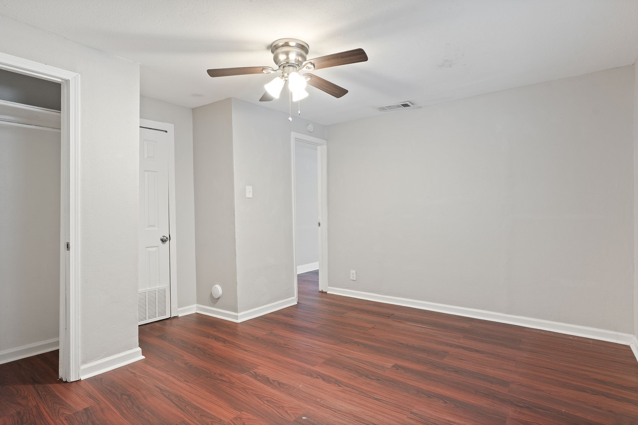 5729 Blackmore Avenue Fort Worth TX 76107