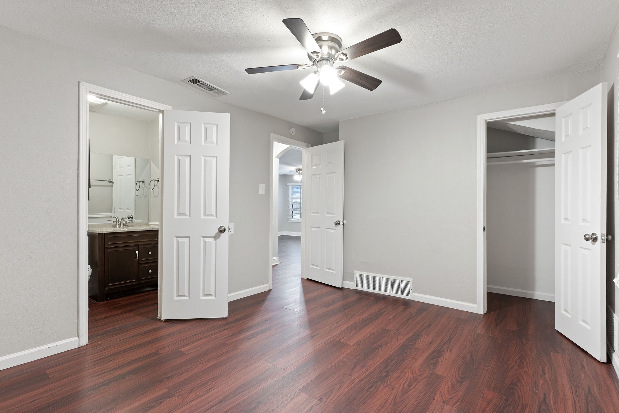 5729 Blackmore Avenue Fort Worth TX 76107