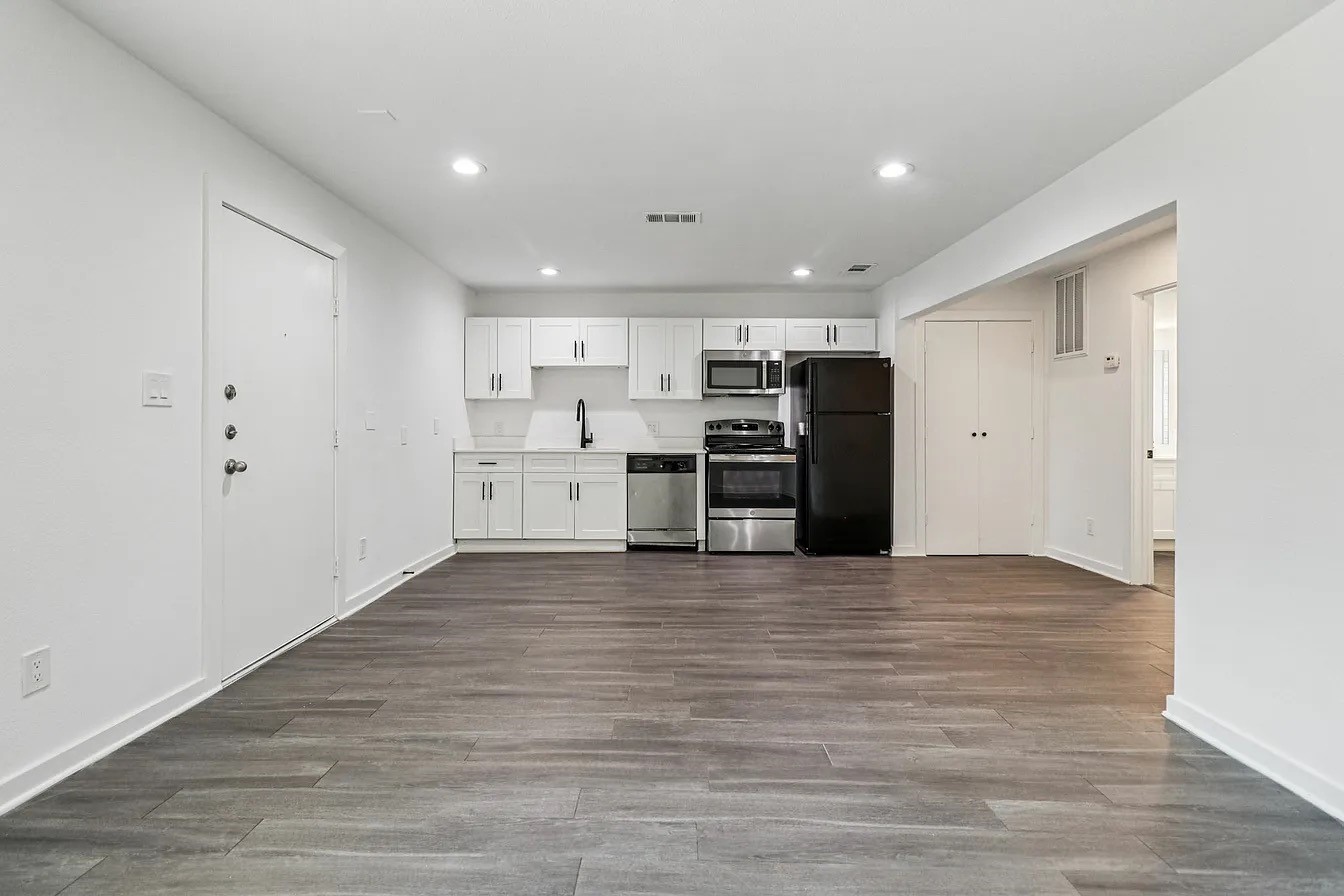 321 E 8th Street Dallas TX 75203
