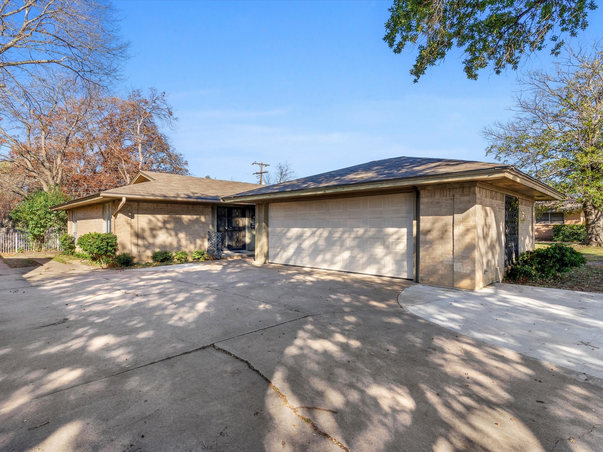 4806 South Drive Fort Worth TX 76132