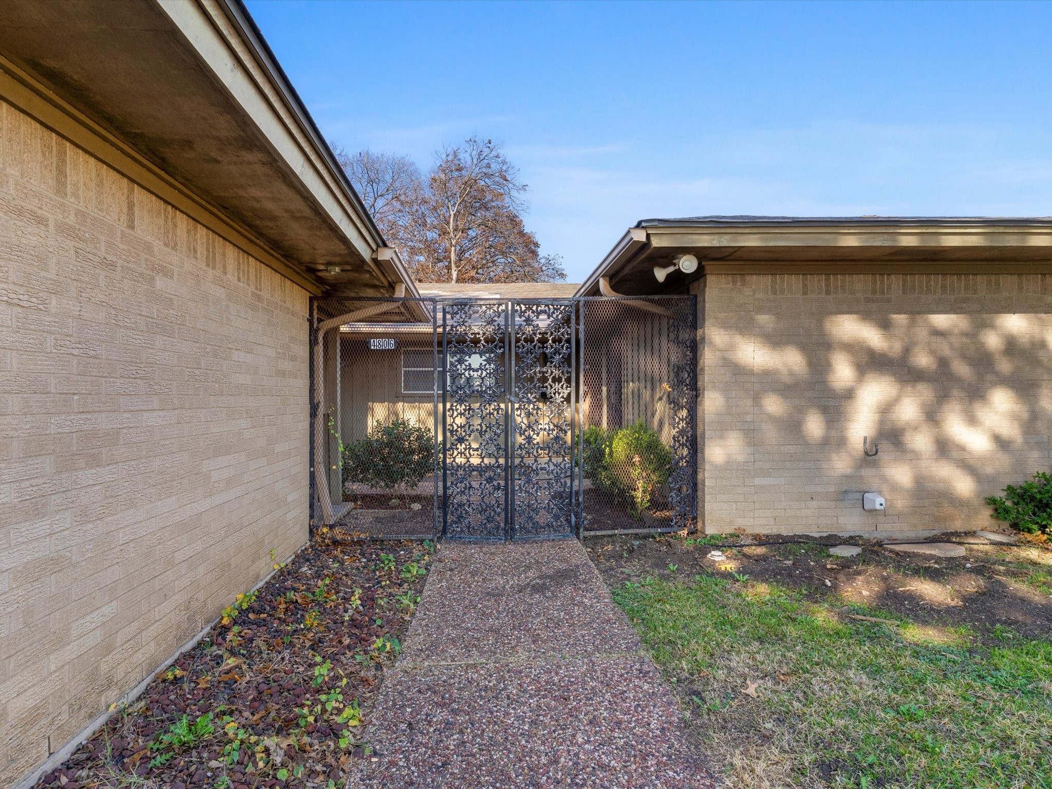 4806 South Drive Fort Worth TX 76132