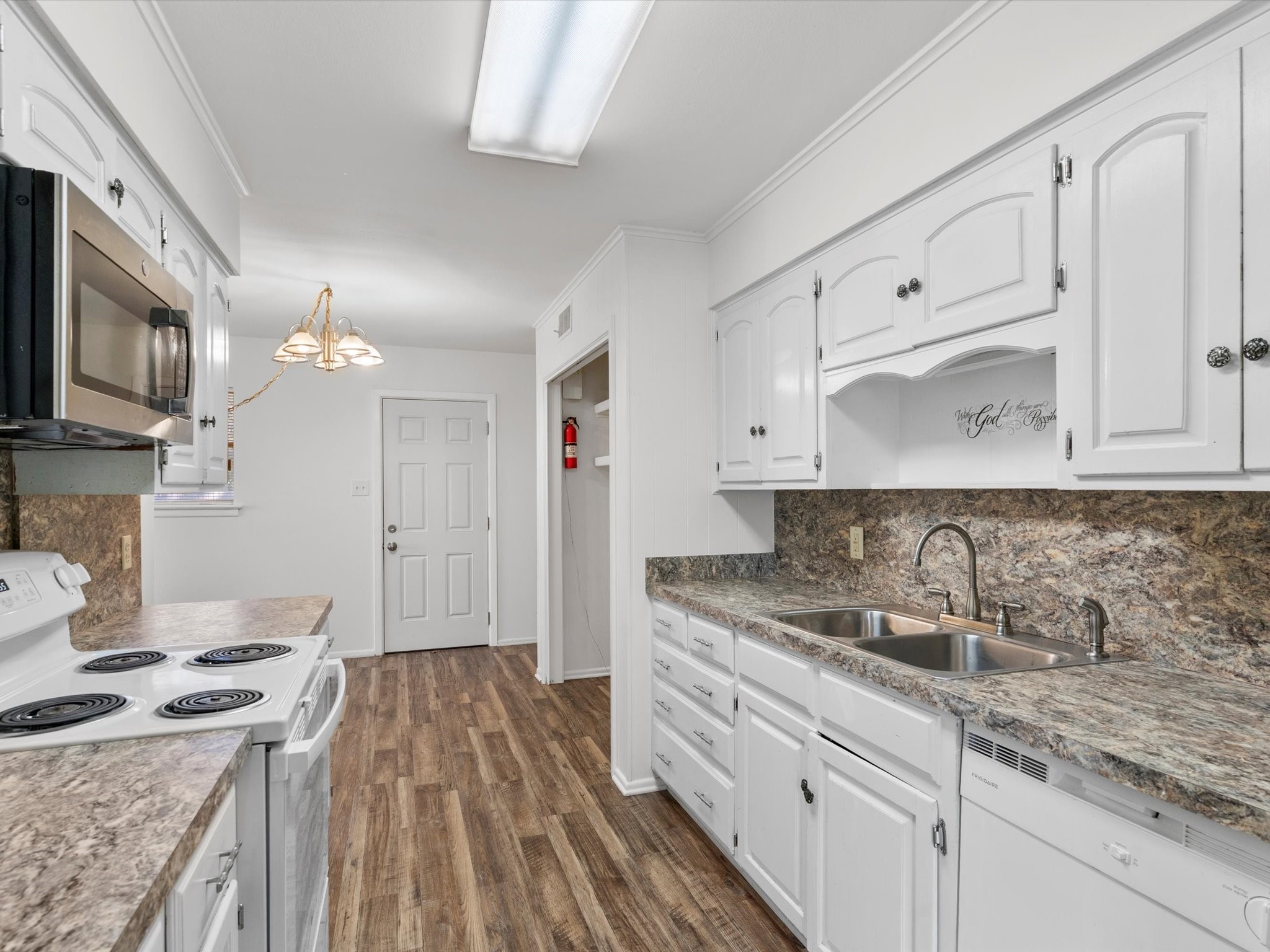 4806 South Drive Fort Worth TX 76132