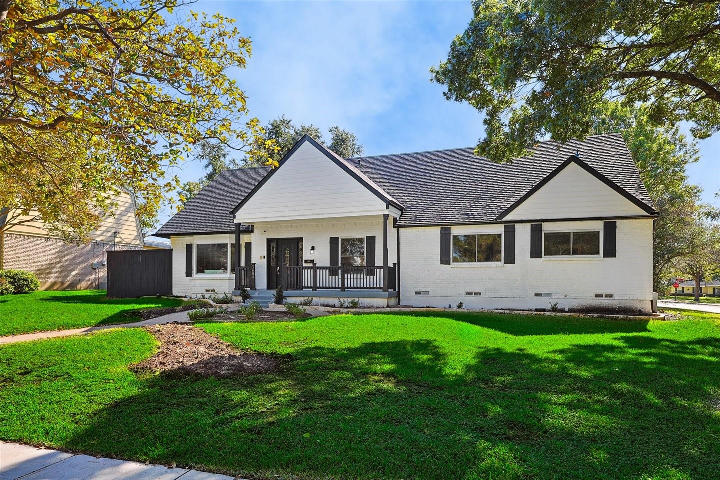 3608 Courtdale Drive Farmers Branch TX 75234