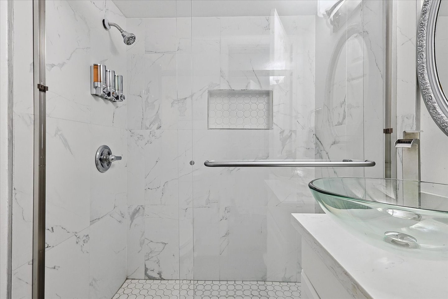 3608 Courtdale Drive Farmers Branch TX 75234
