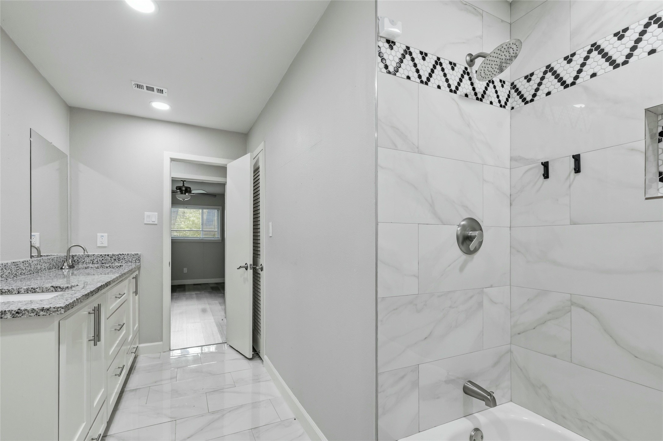 1508 Grantland Circle Fort Worth TX 76112