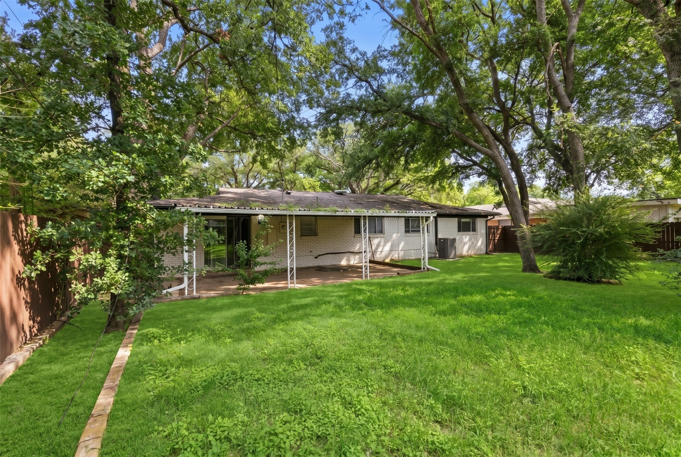 1508 Grantland Circle Fort Worth TX 76112