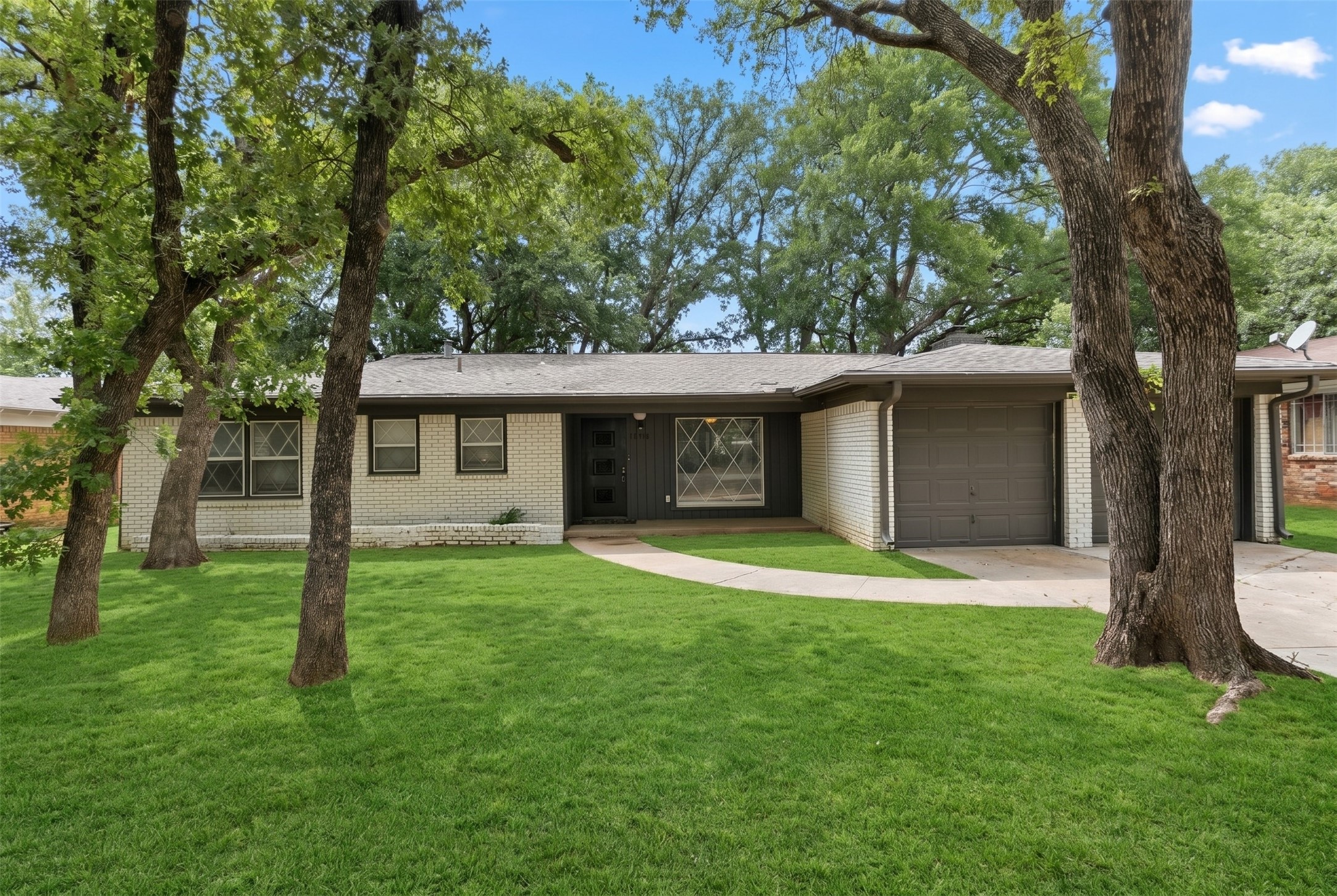 1508 Grantland Circle Fort Worth TX 76112