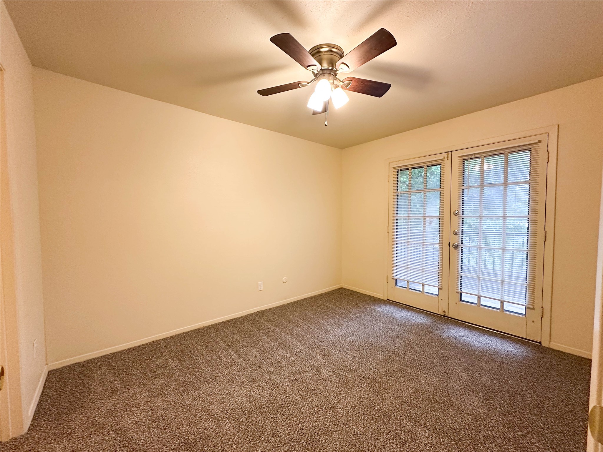510 W Marvin Avenue Waxahachie TX 75165