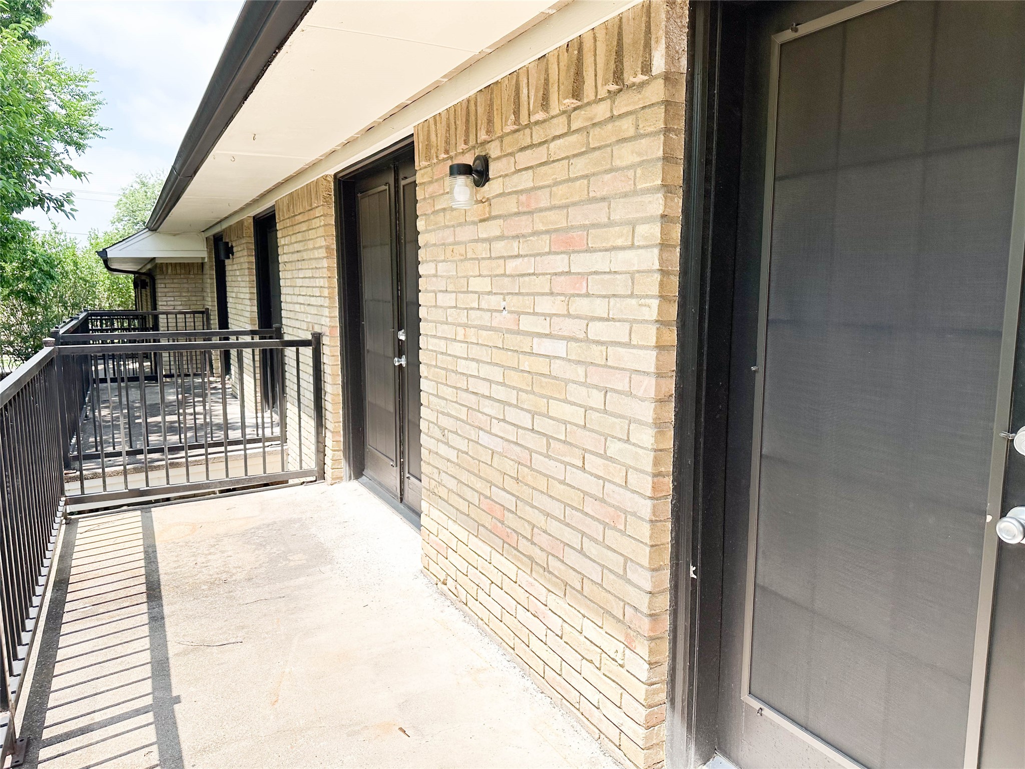 510 W Marvin Avenue Waxahachie TX 75165