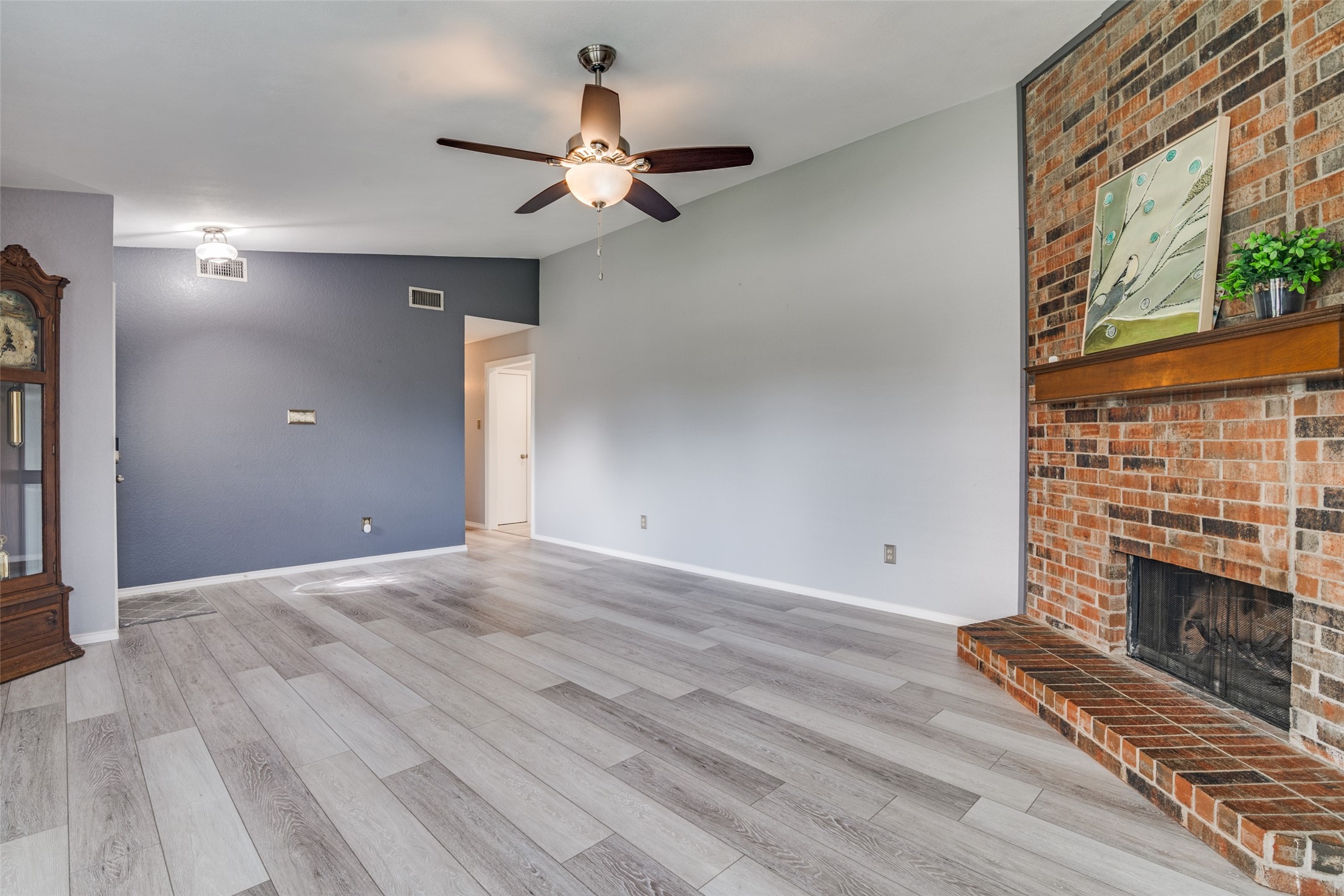 2334 Angel Fire Drive Garland TX 75044