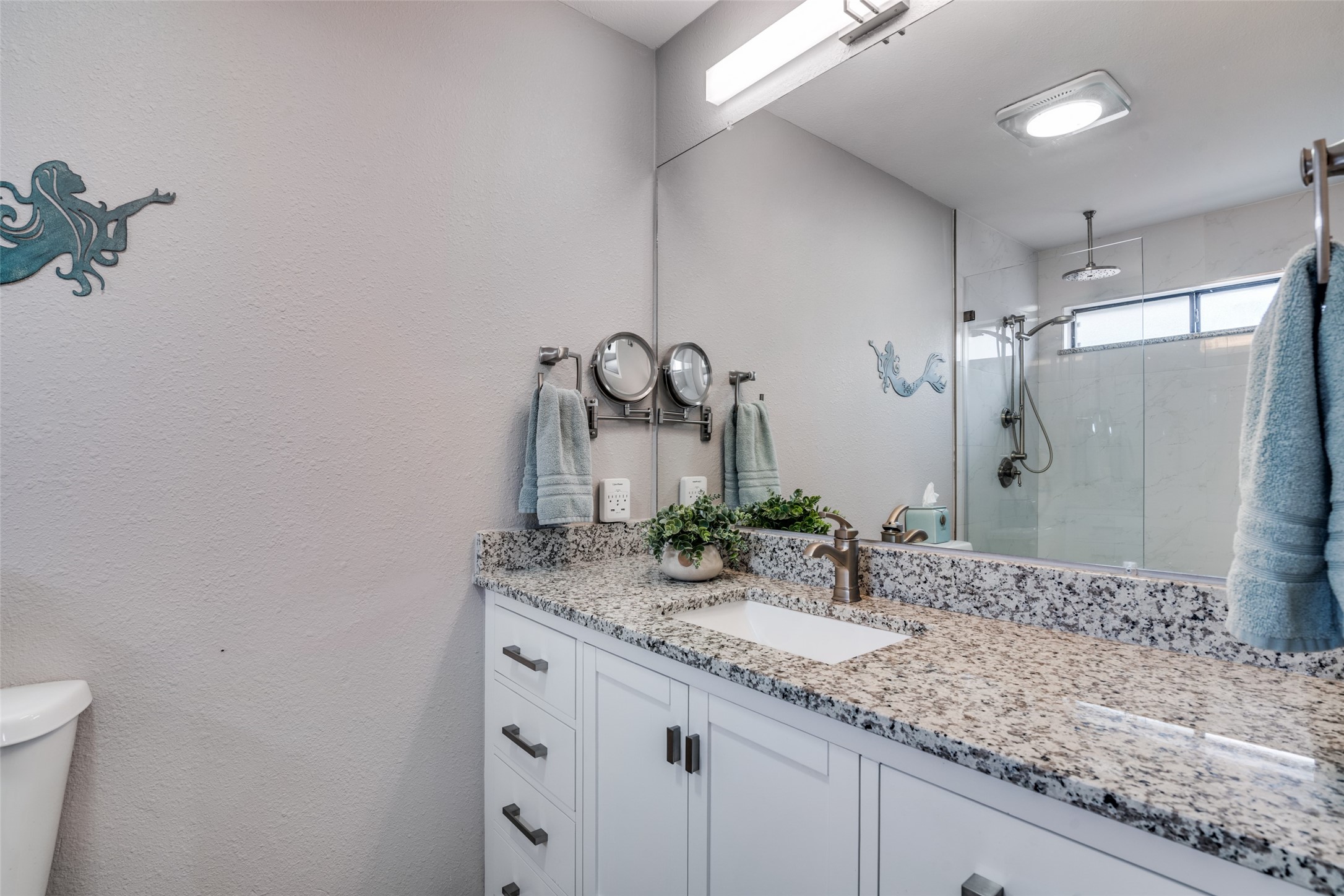 2334 Angel Fire Drive Garland TX 75044