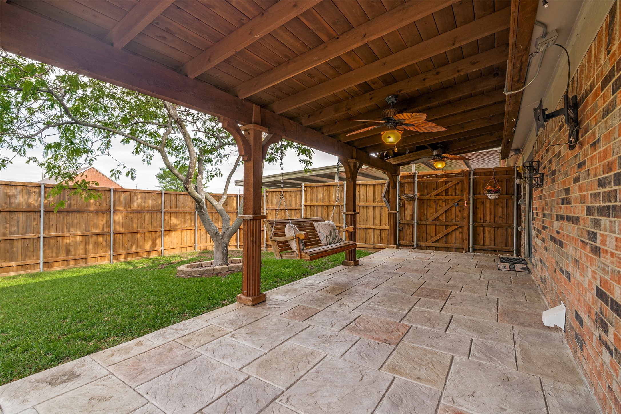 2334 Angel Fire Drive Garland TX 75044