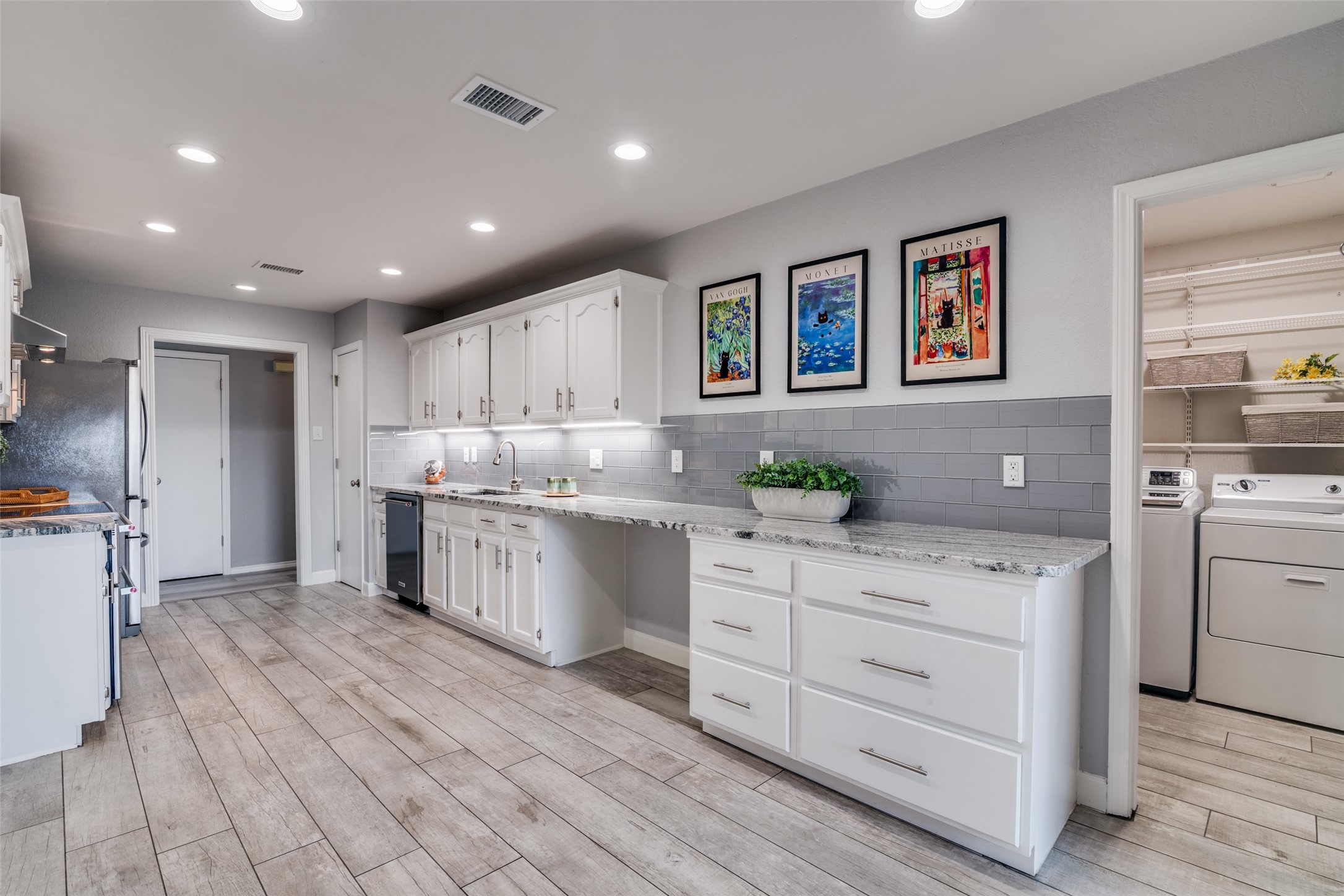 2334 Angel Fire Drive Garland TX 75044