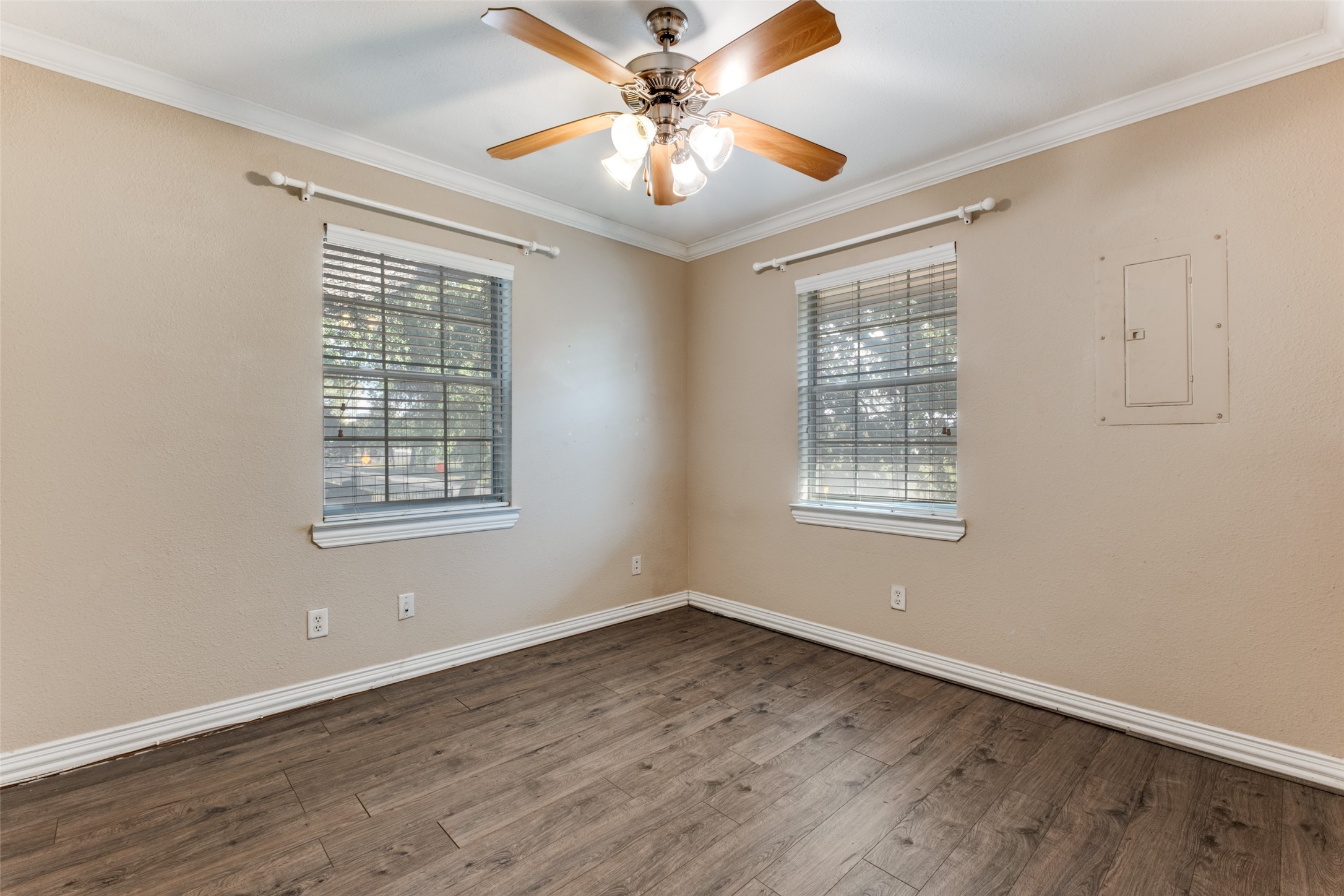 4703 Bradford Drive Dallas TX 75219