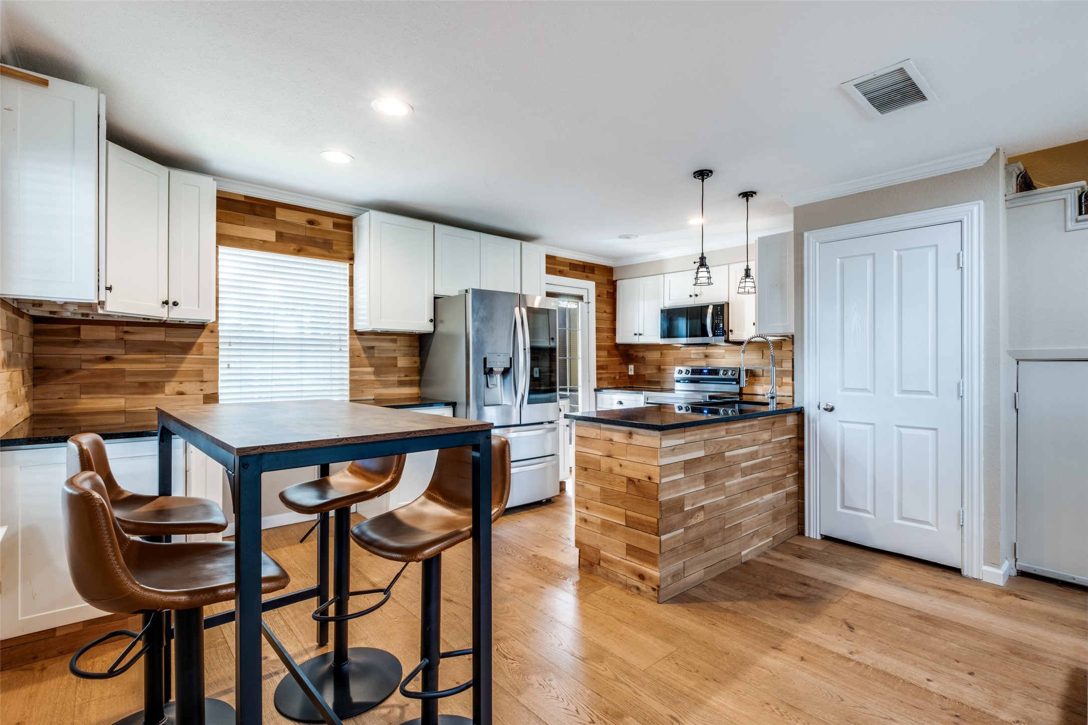 4703 Bradford Drive Dallas TX 75219